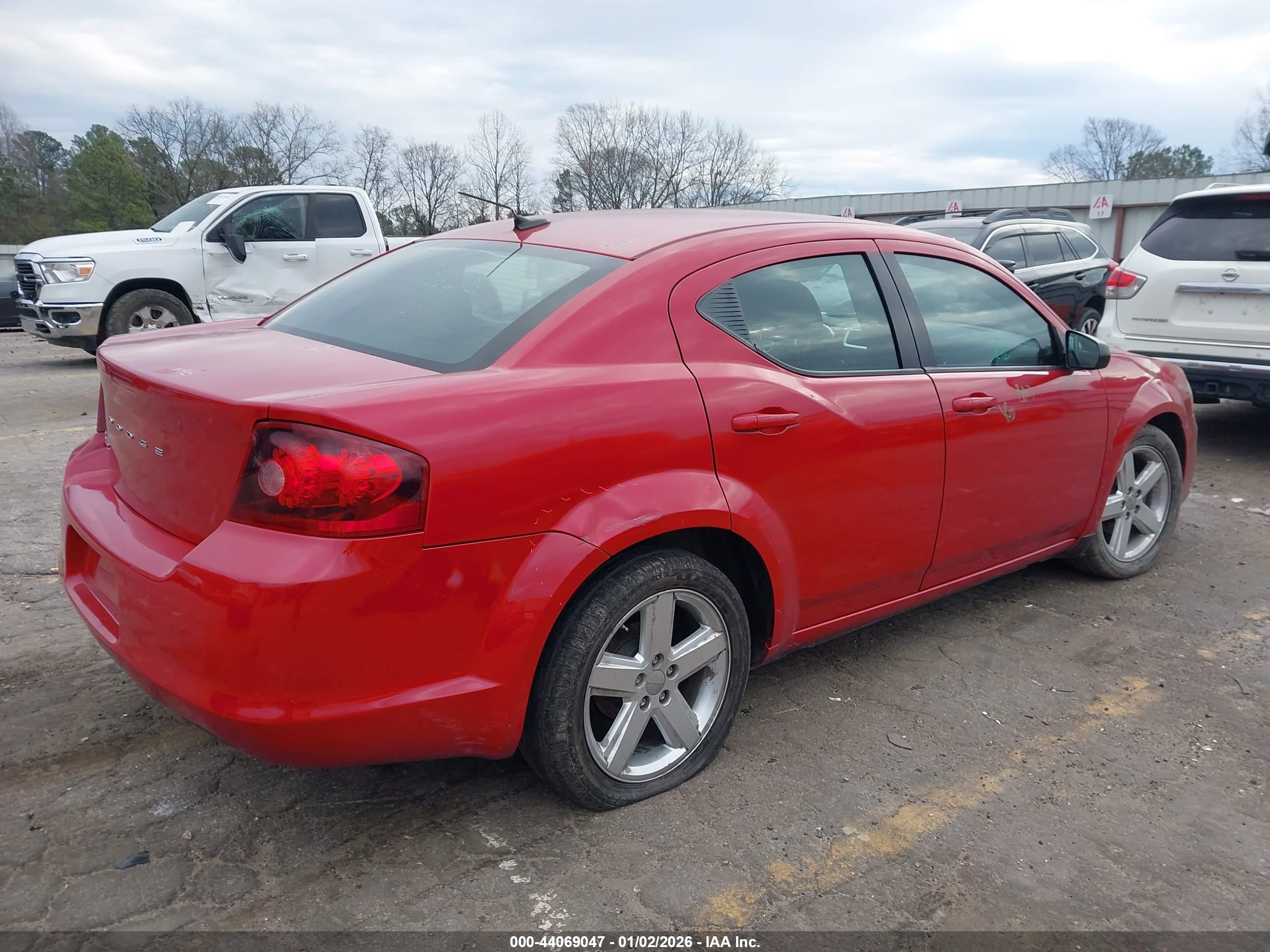 DODGE AVENGER image 6