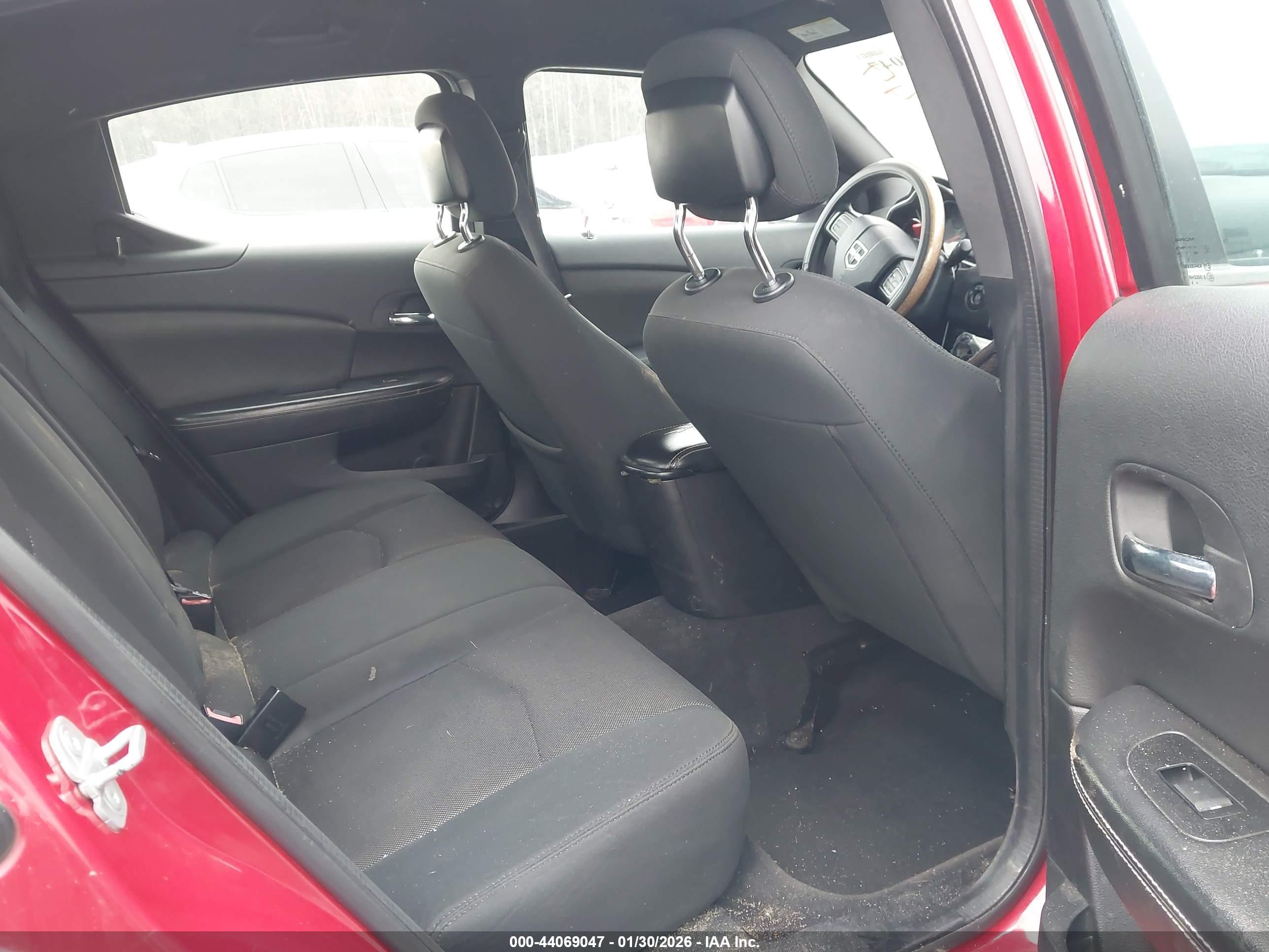 DODGE AVENGER image 8