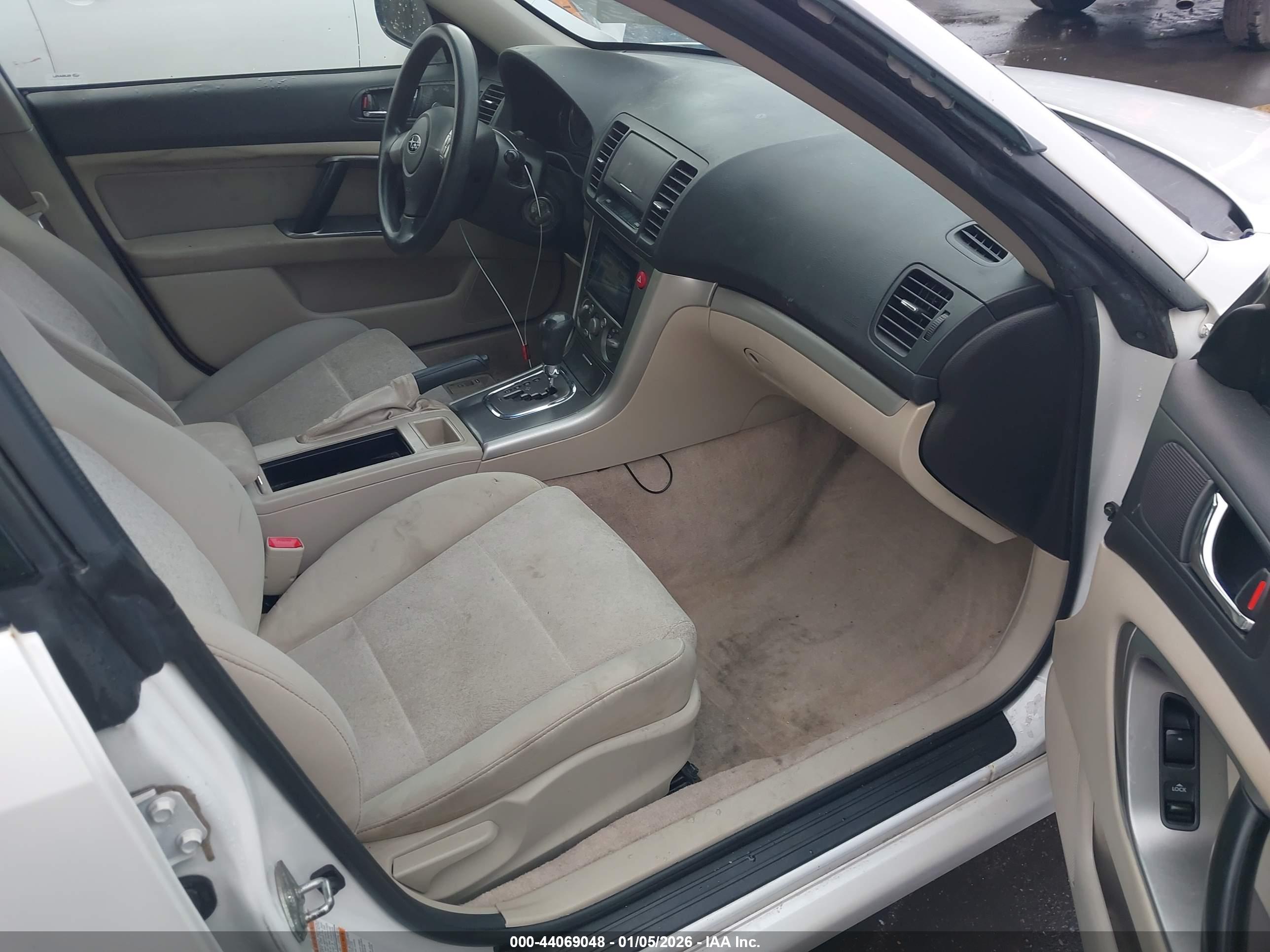 SUBARU LEGACY image 5