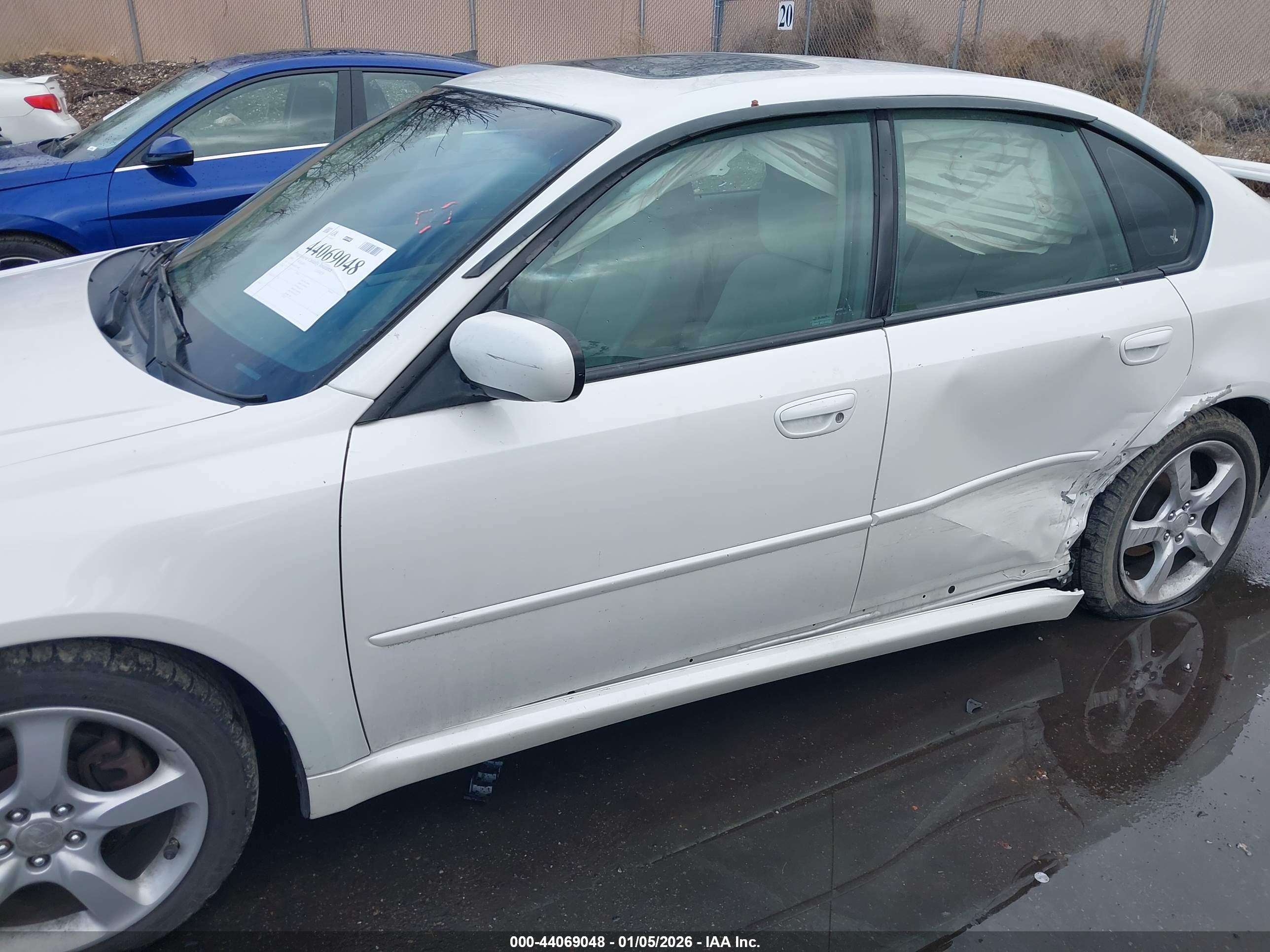 SUBARU LEGACY image 6