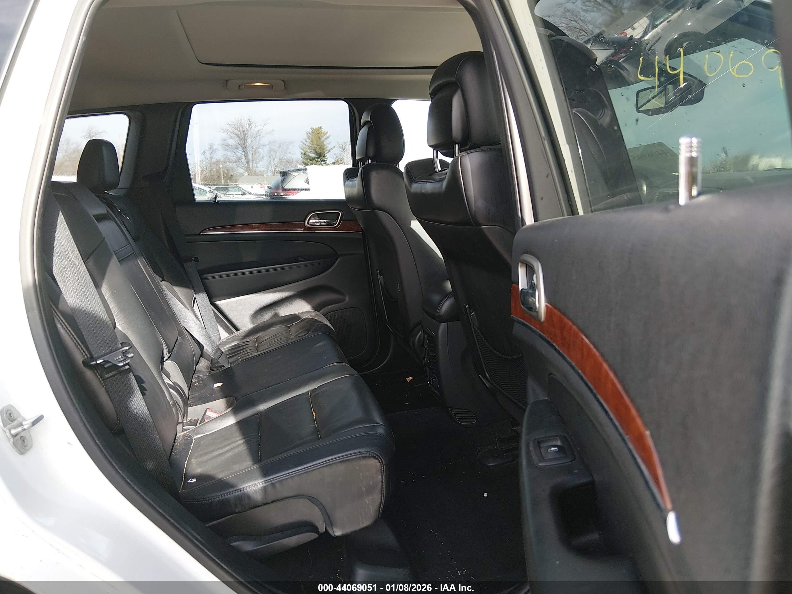 JEEP GRAND image 8