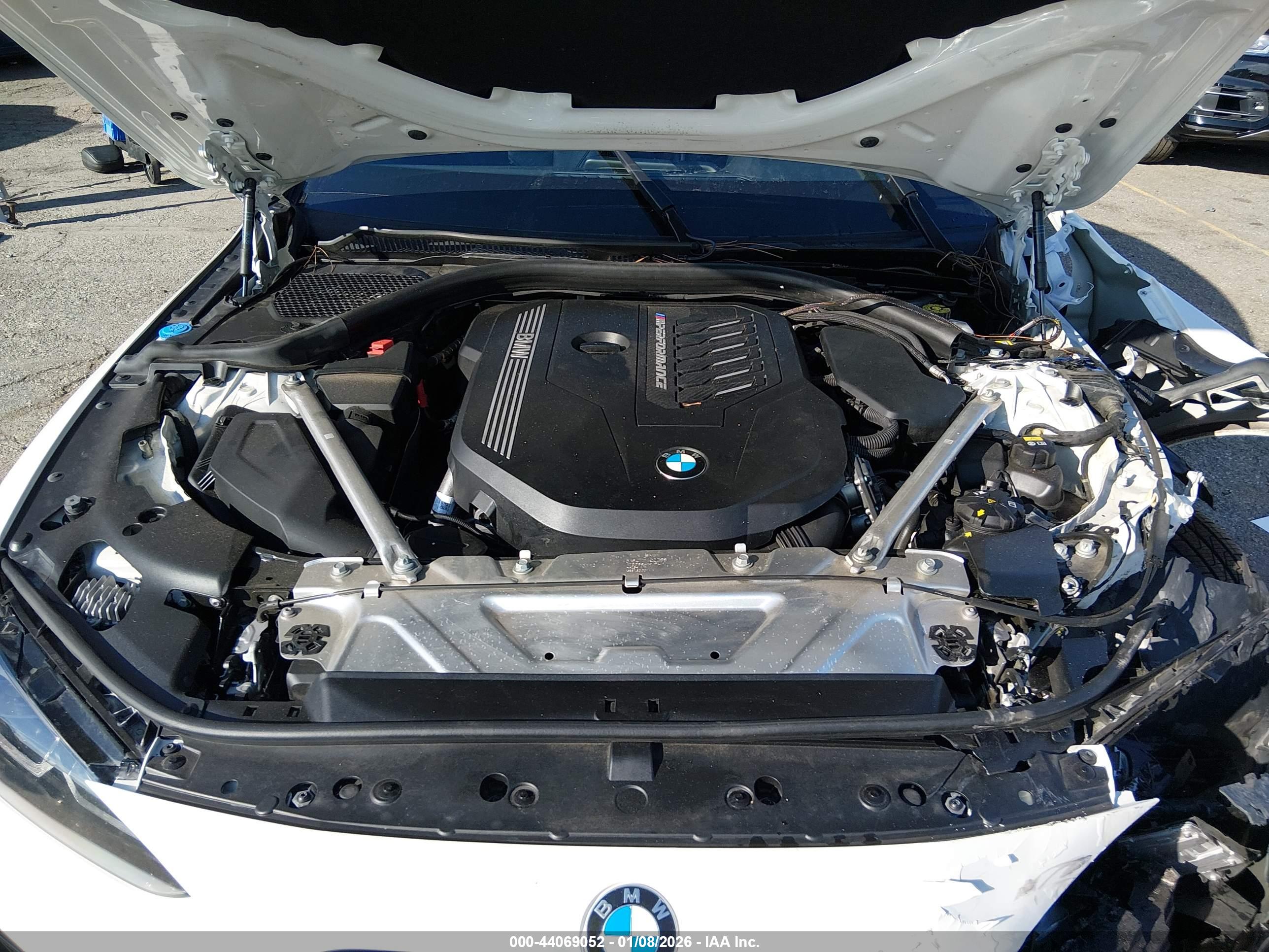 BMW M440I image 10