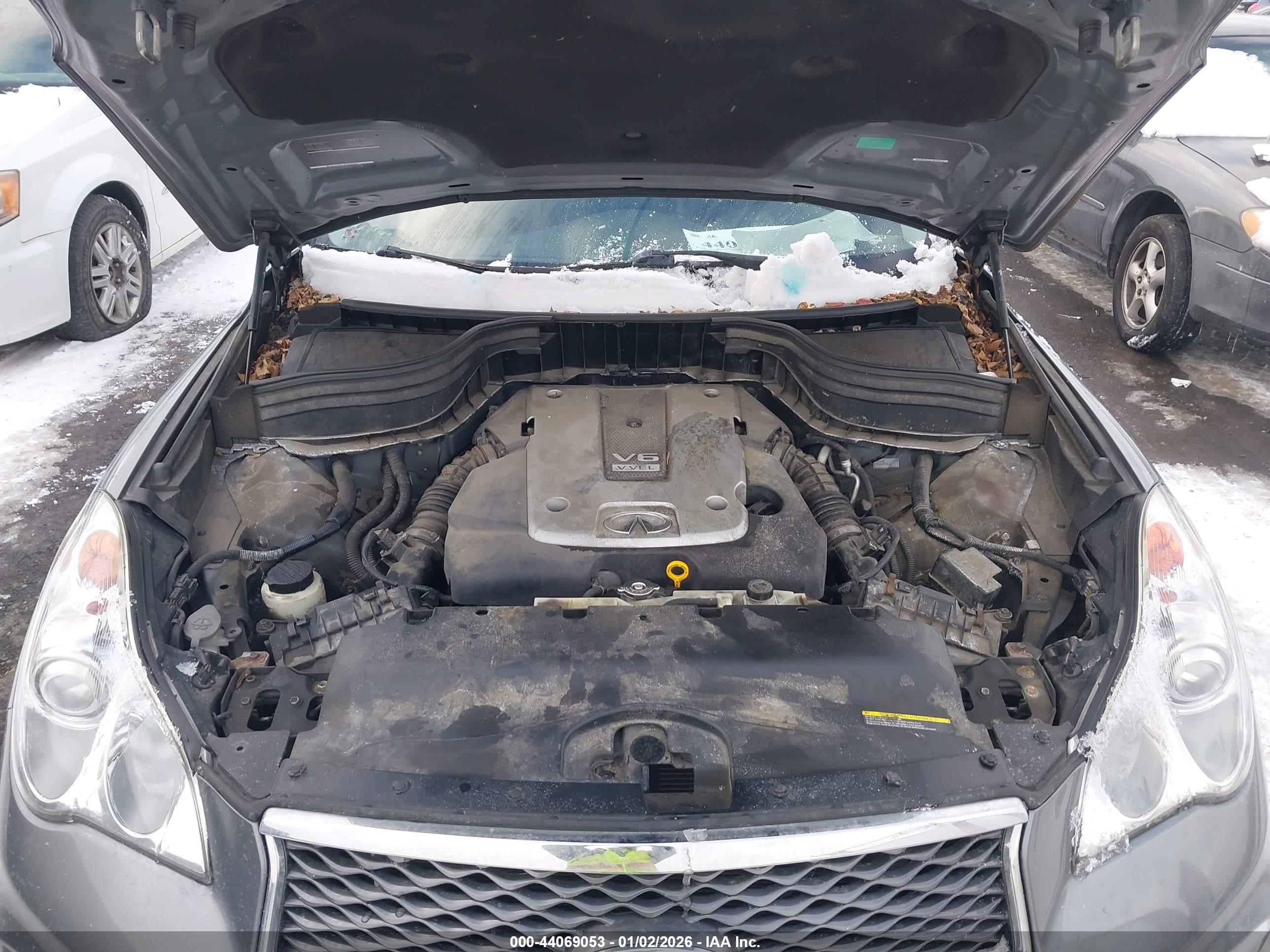 INFINITI QX50 image 10