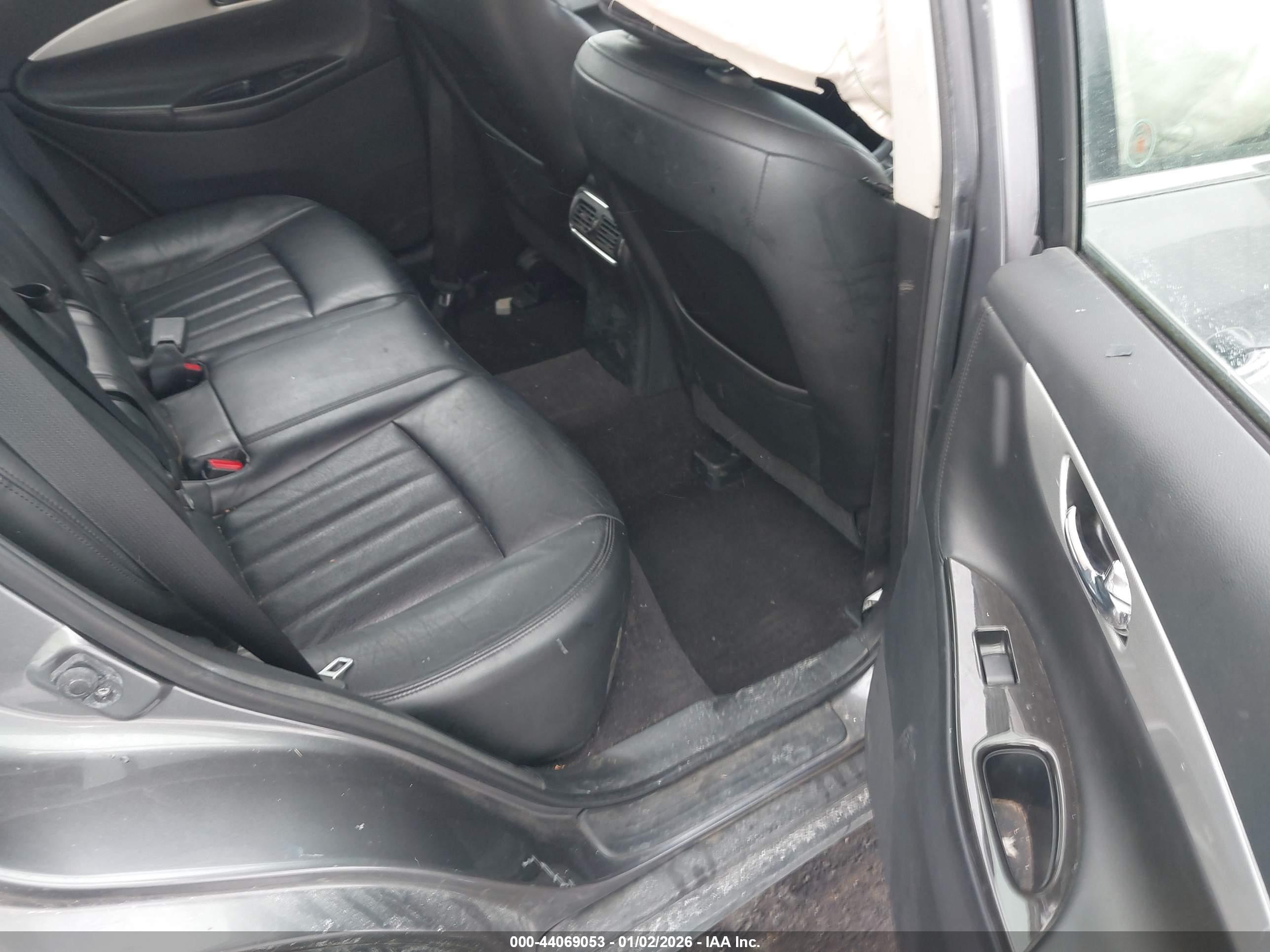 INFINITI QX50 image 8