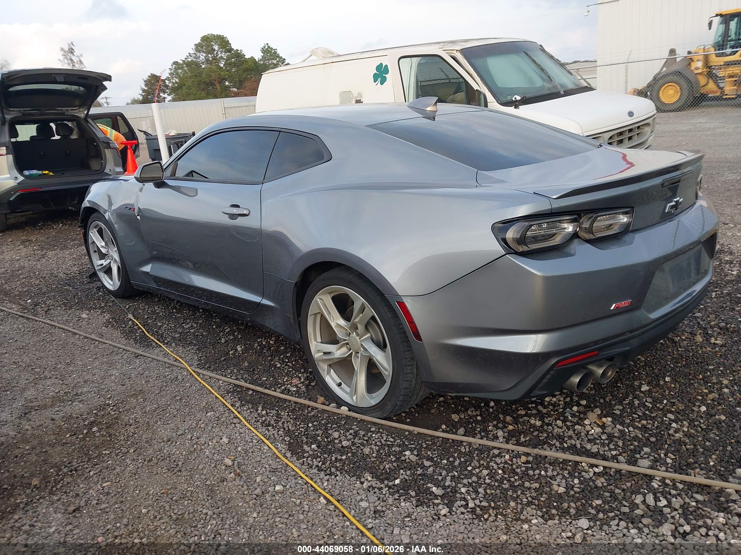 CHEVROLET CAMARO image 3