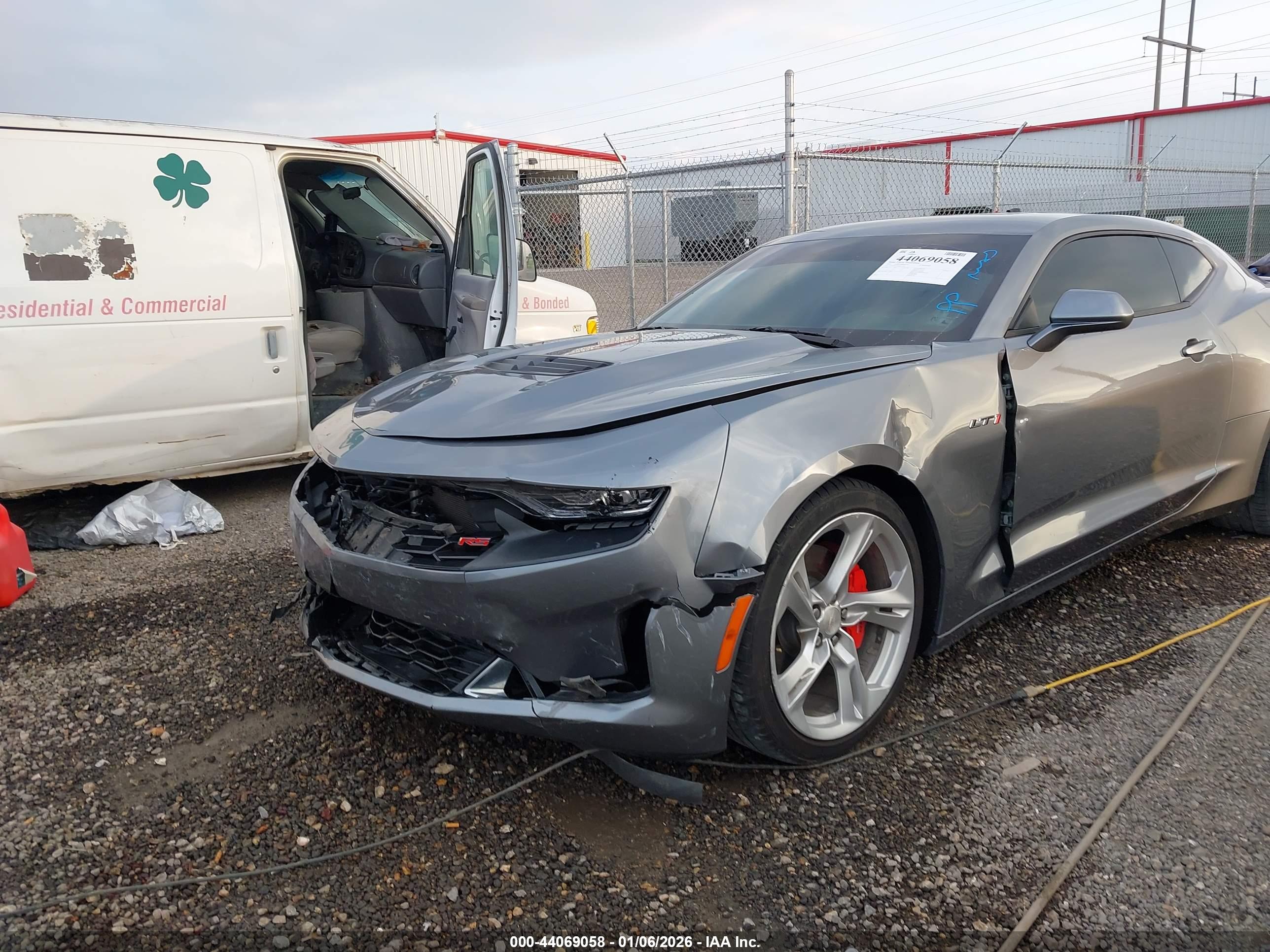 CHEVROLET CAMARO image 6