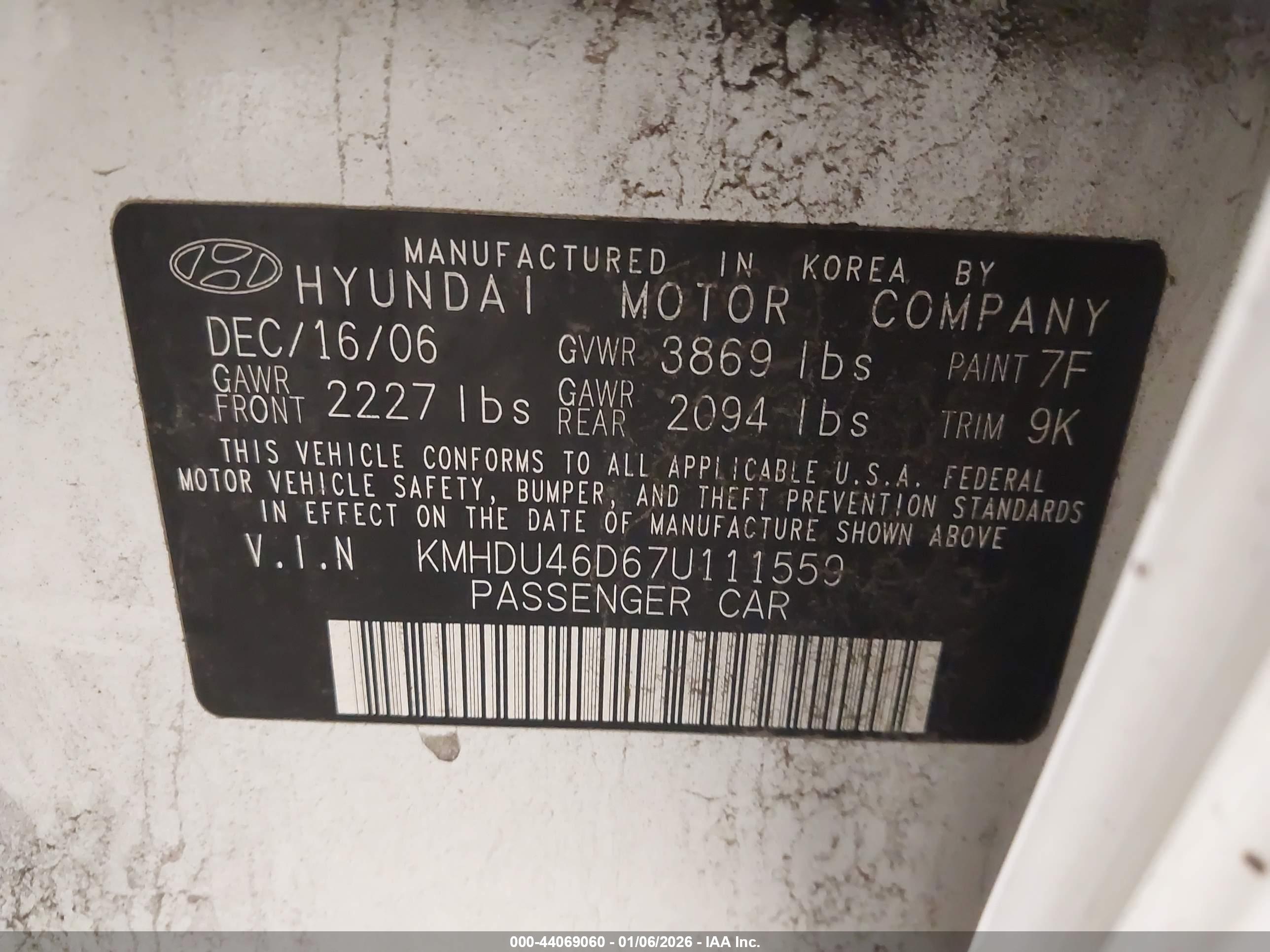 HYUNDAI ELANTRA image 9