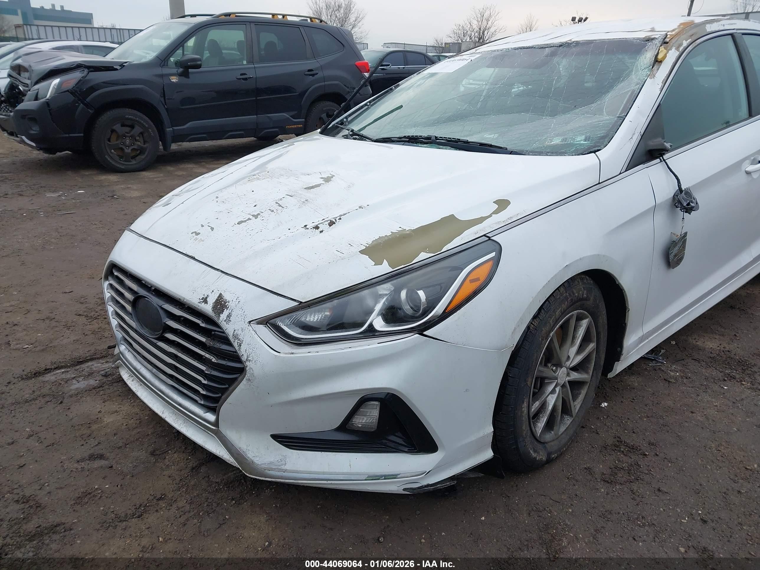 HYUNDAI SONATA image 6
