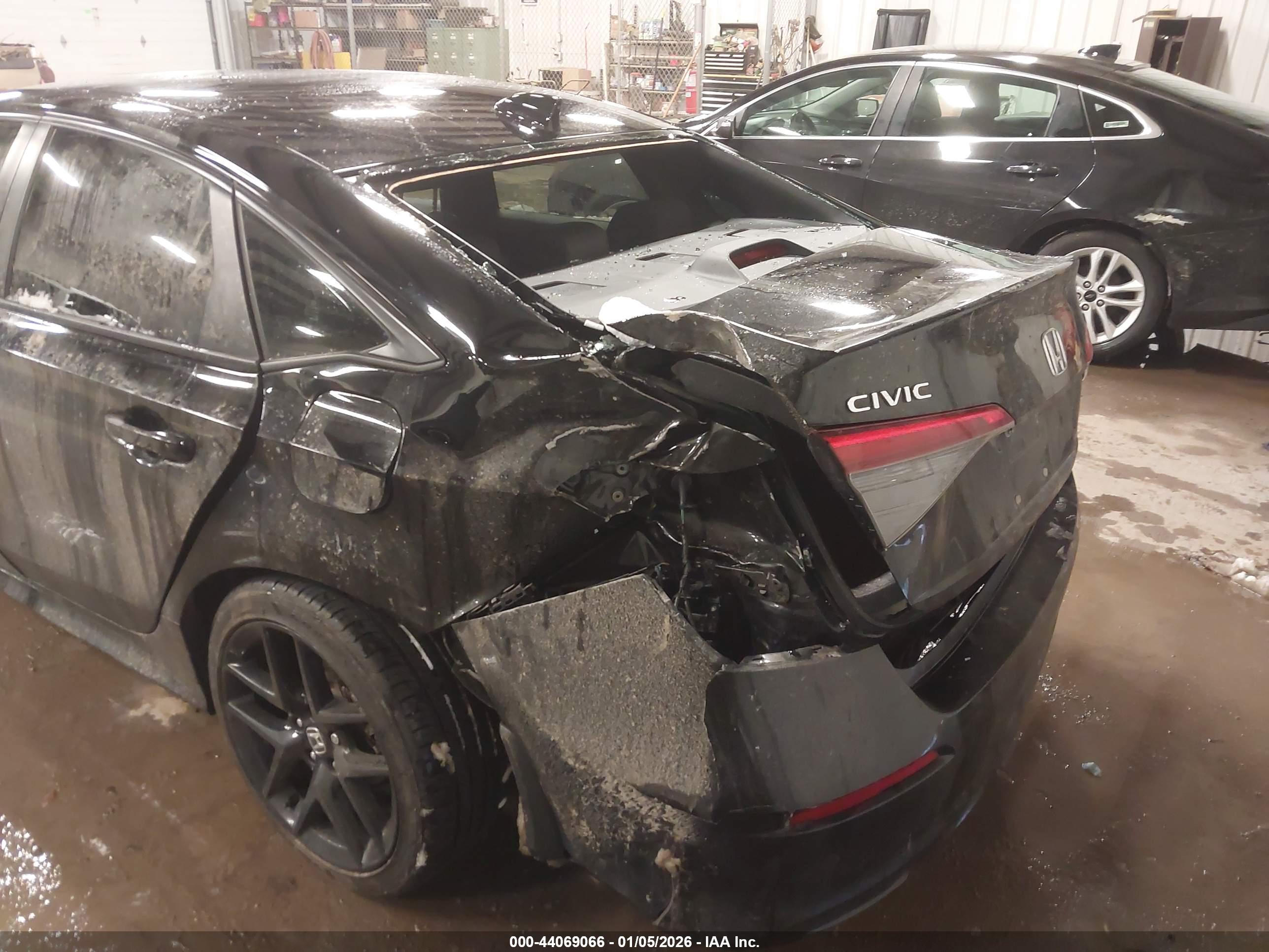 HONDA CIVIC image 6