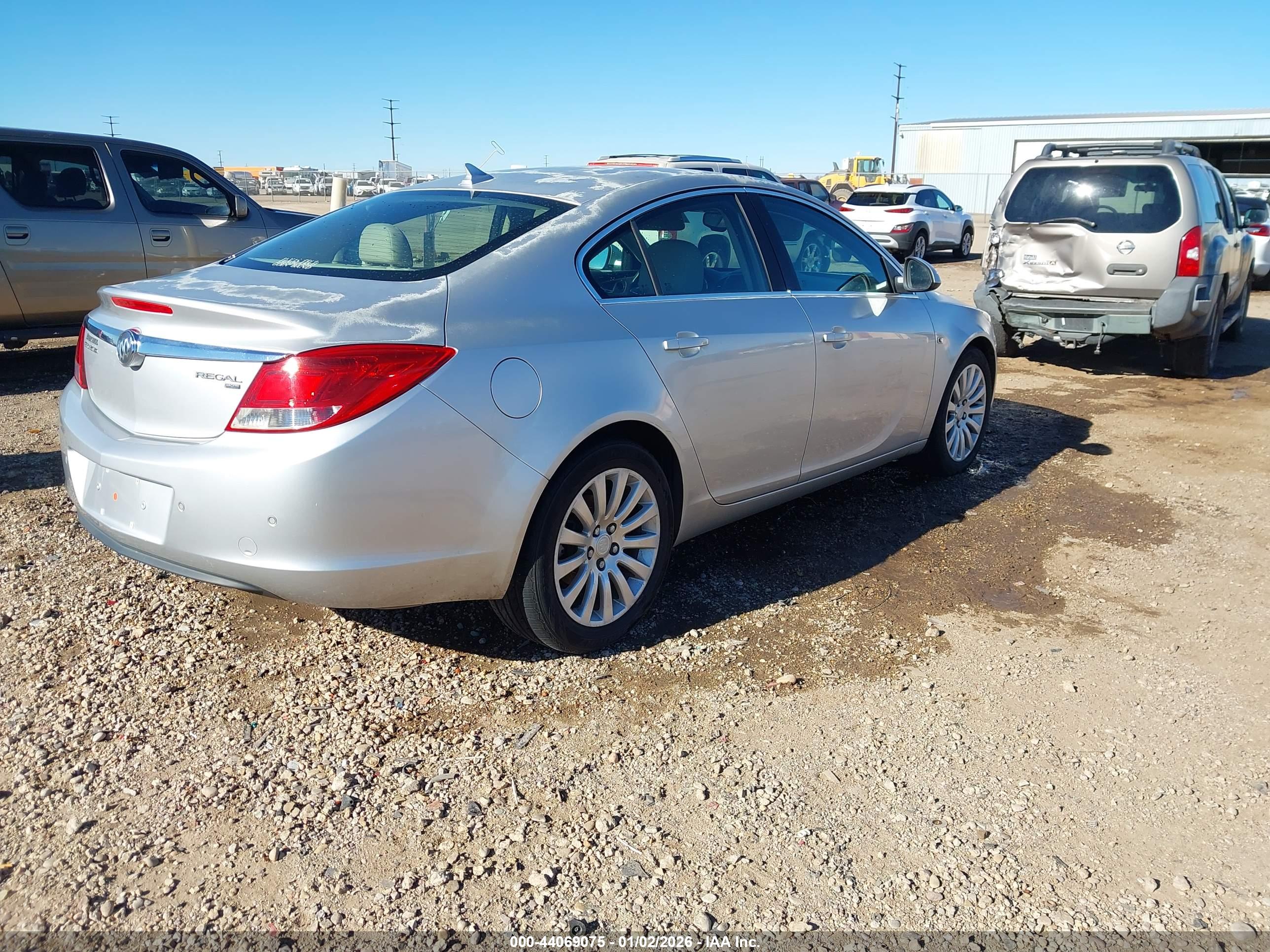 BUICK REGAL image 4