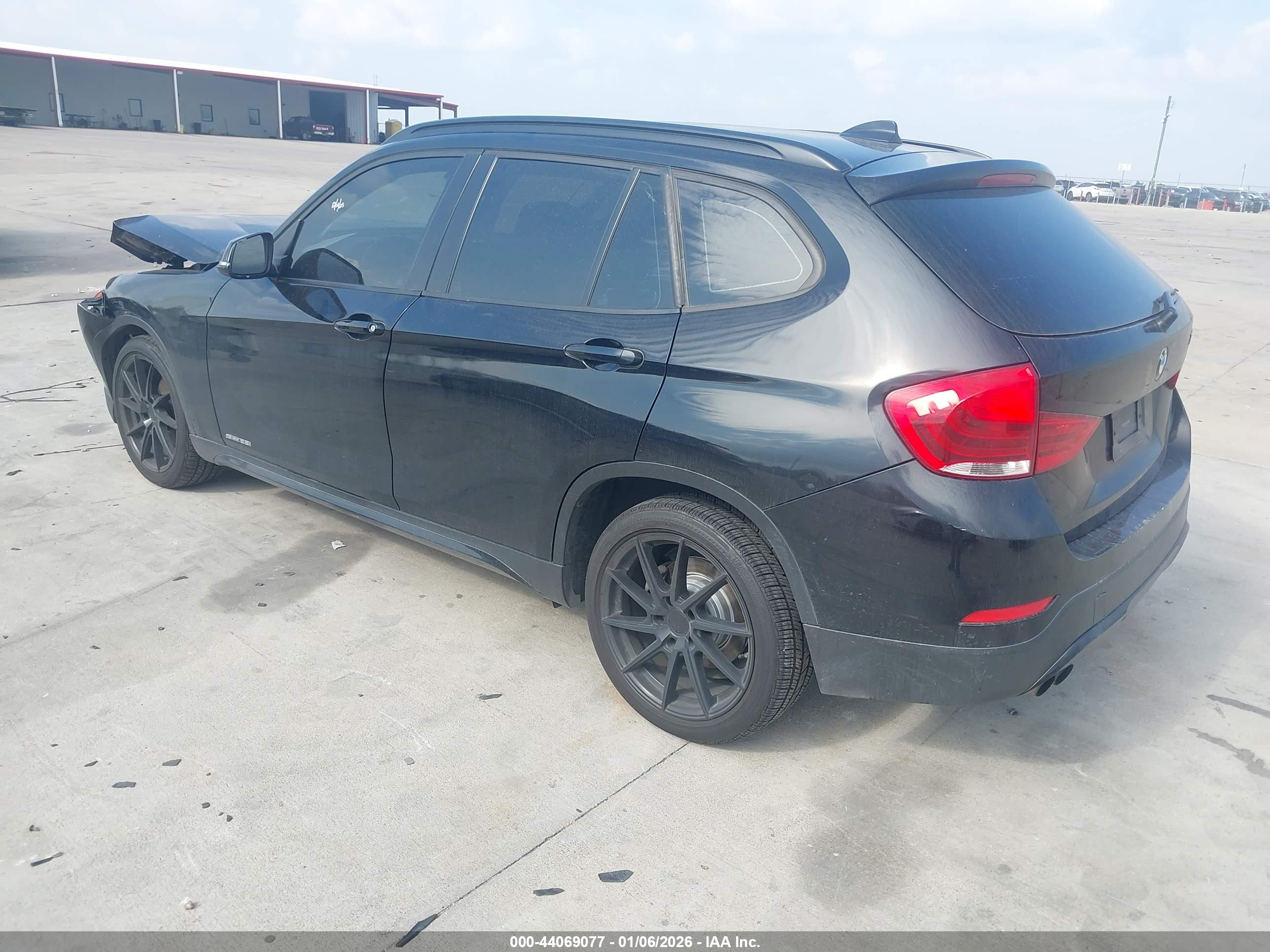 BMW X1 image 3