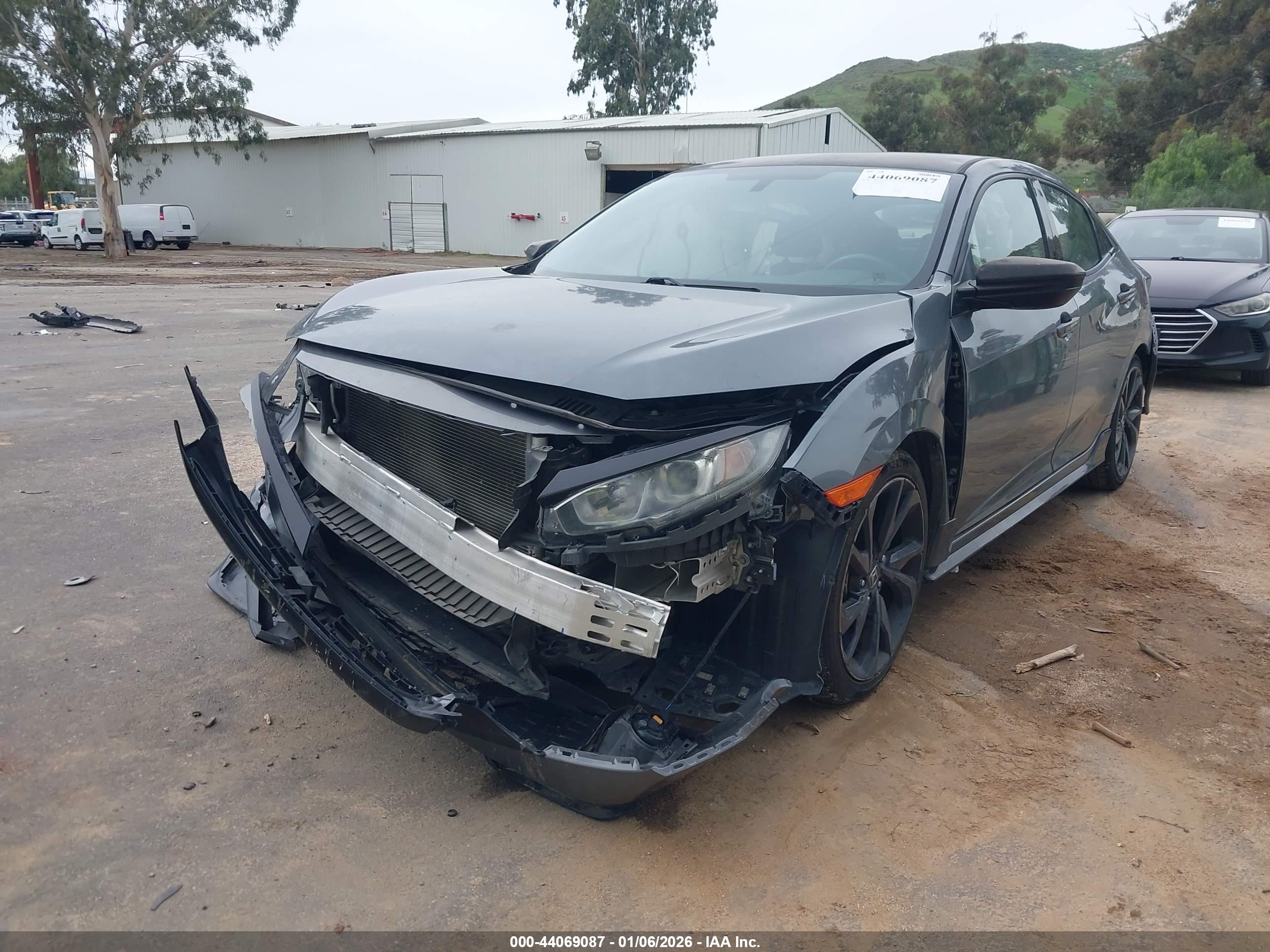 HONDA CIVIC image 2