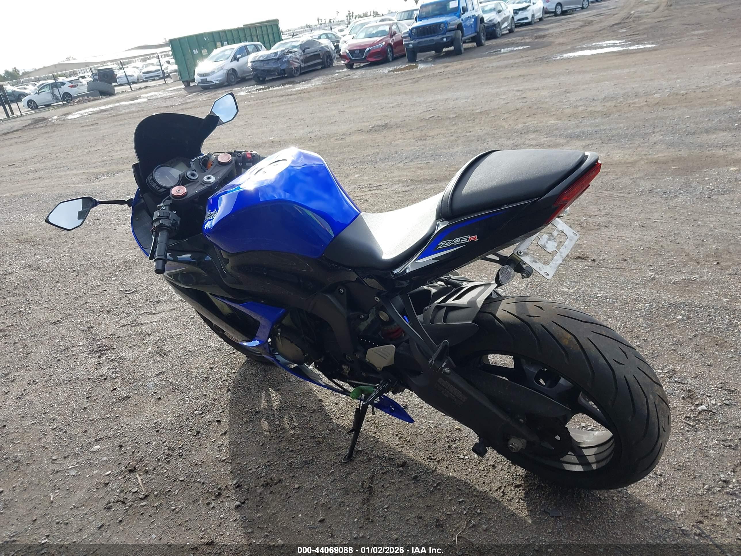 KAWASAKI ZX636 image 3