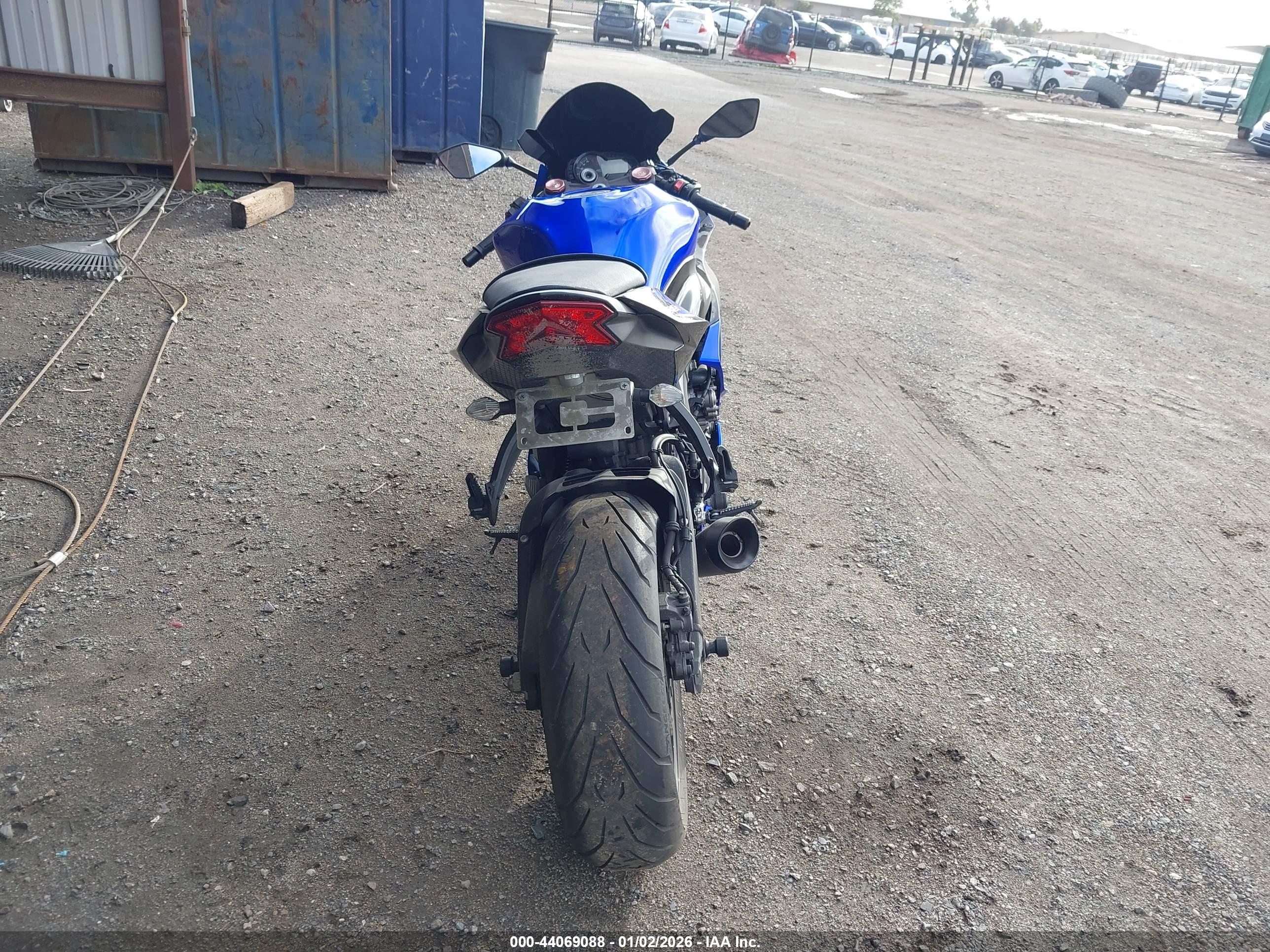 KAWASAKI ZX636 image 6