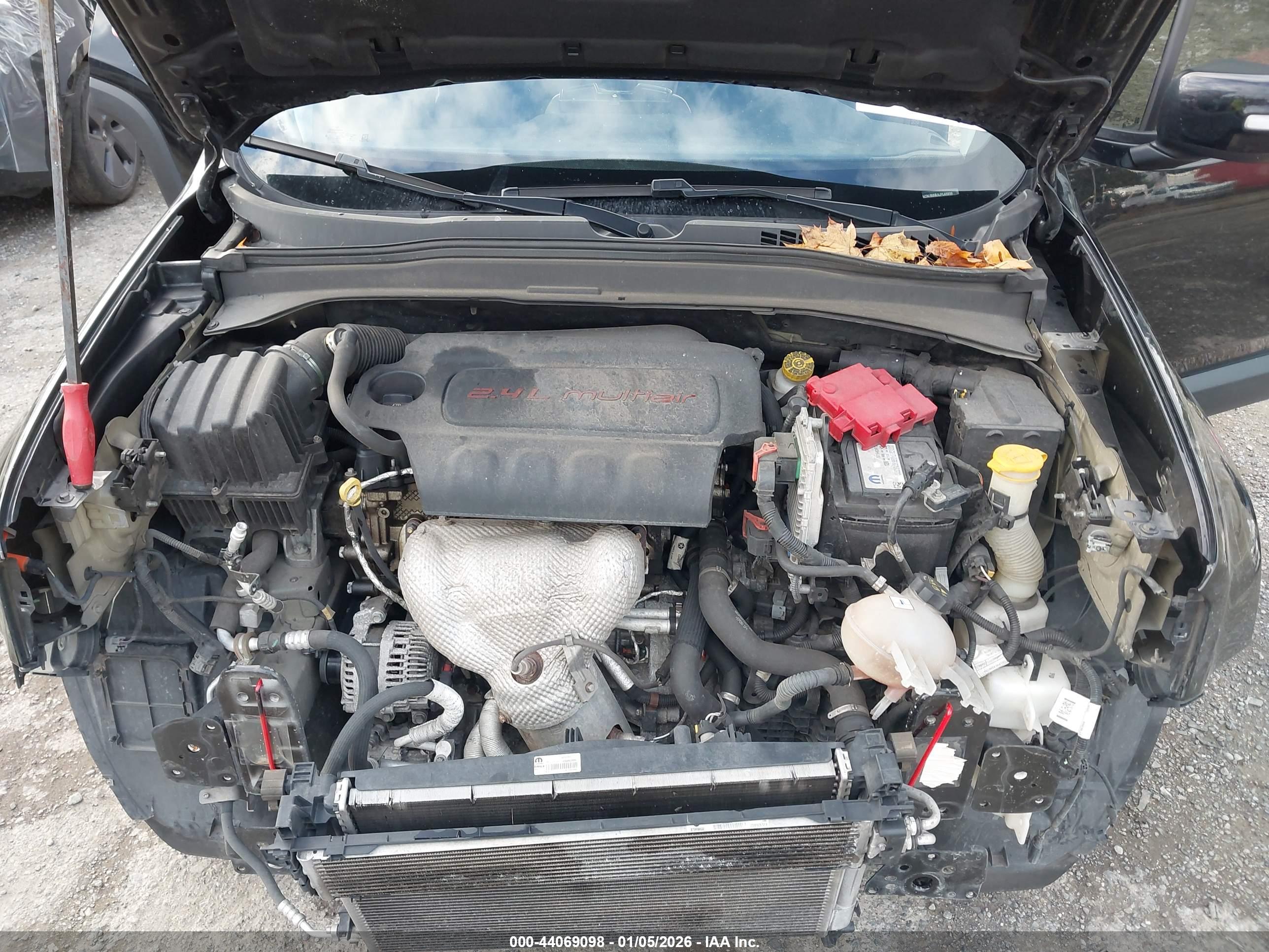 JEEP RENEGADE image 10