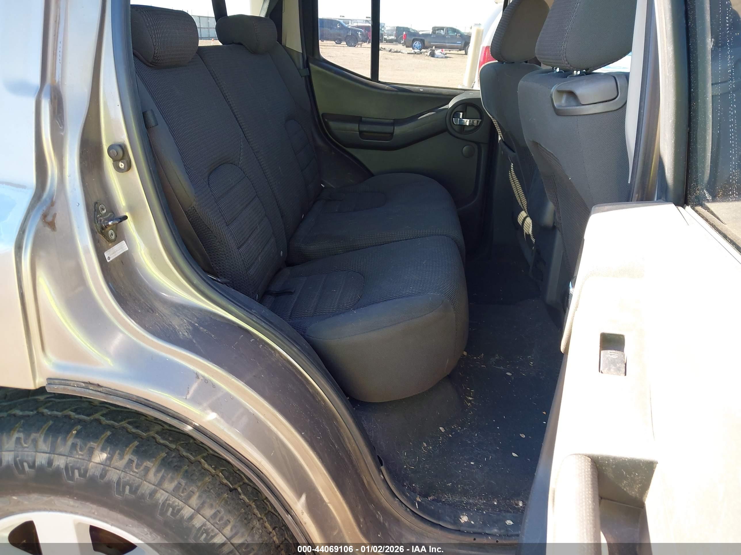 NISSAN XTERRA image 8