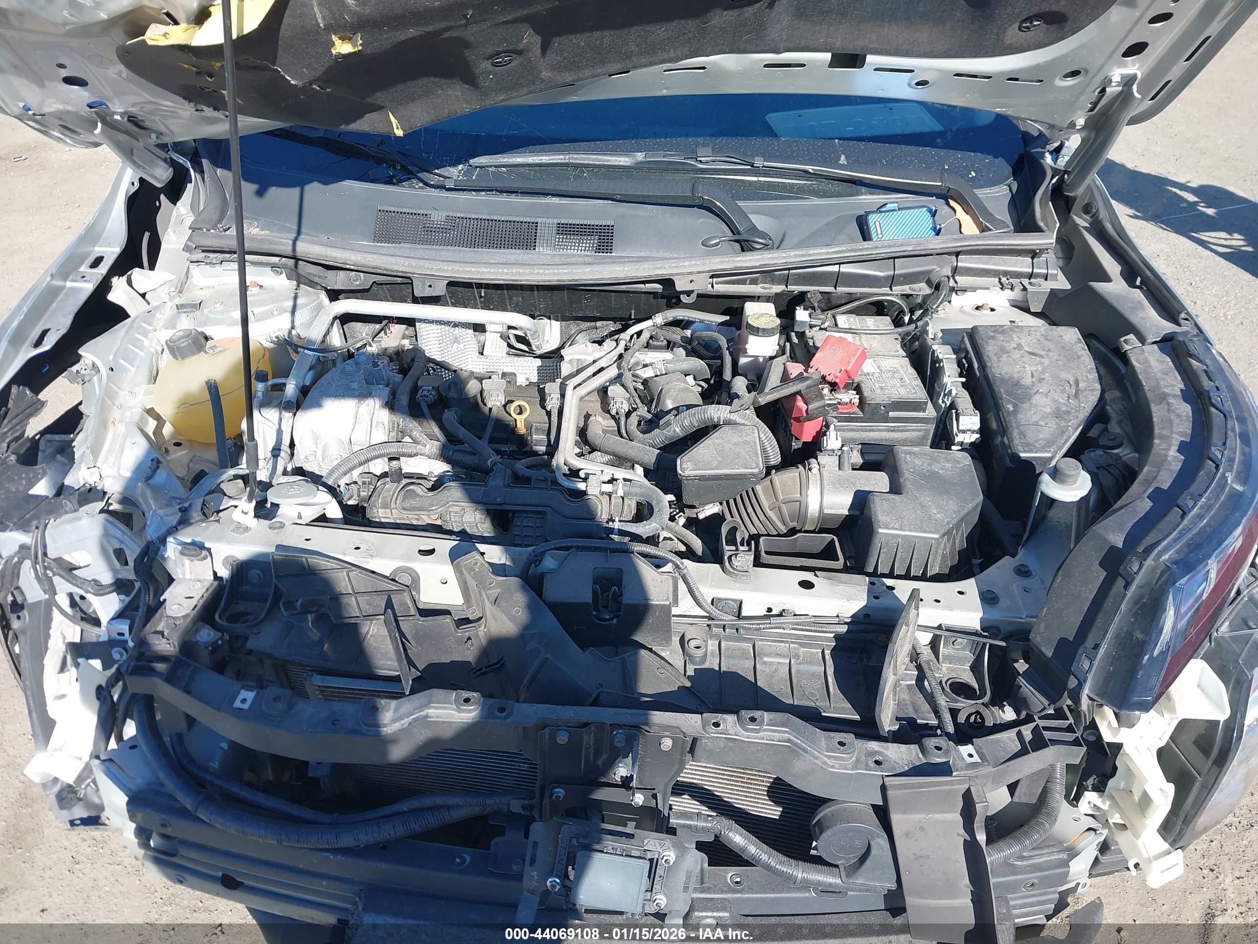 MITSUBISHI OUTLANDER image 10