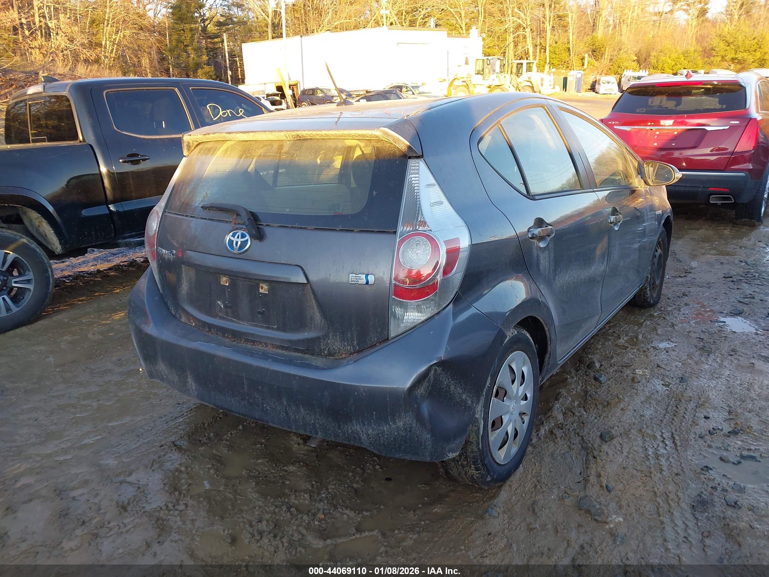 TOYOTA PRIUS image 4