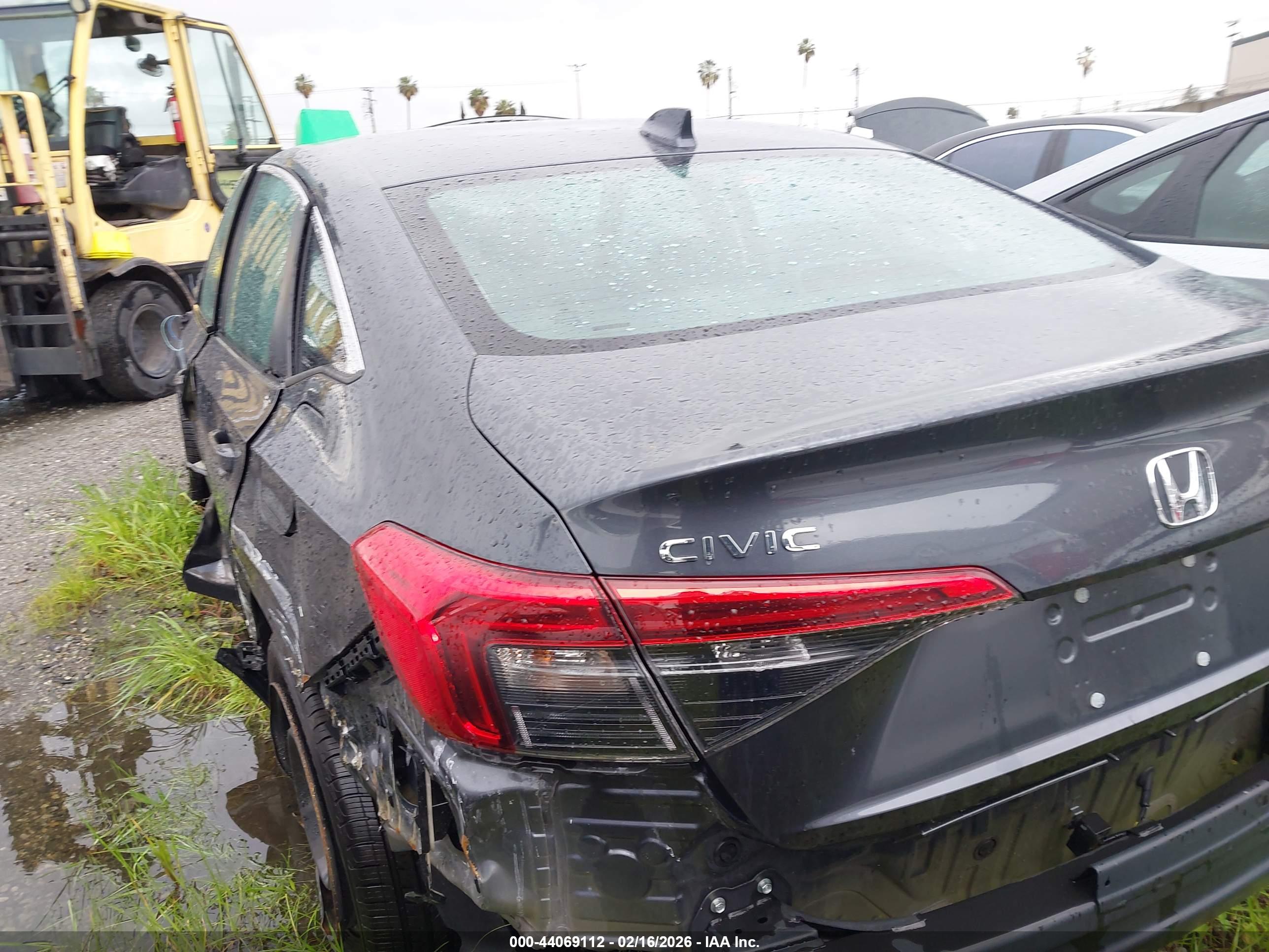 HONDA CIVIC image 3