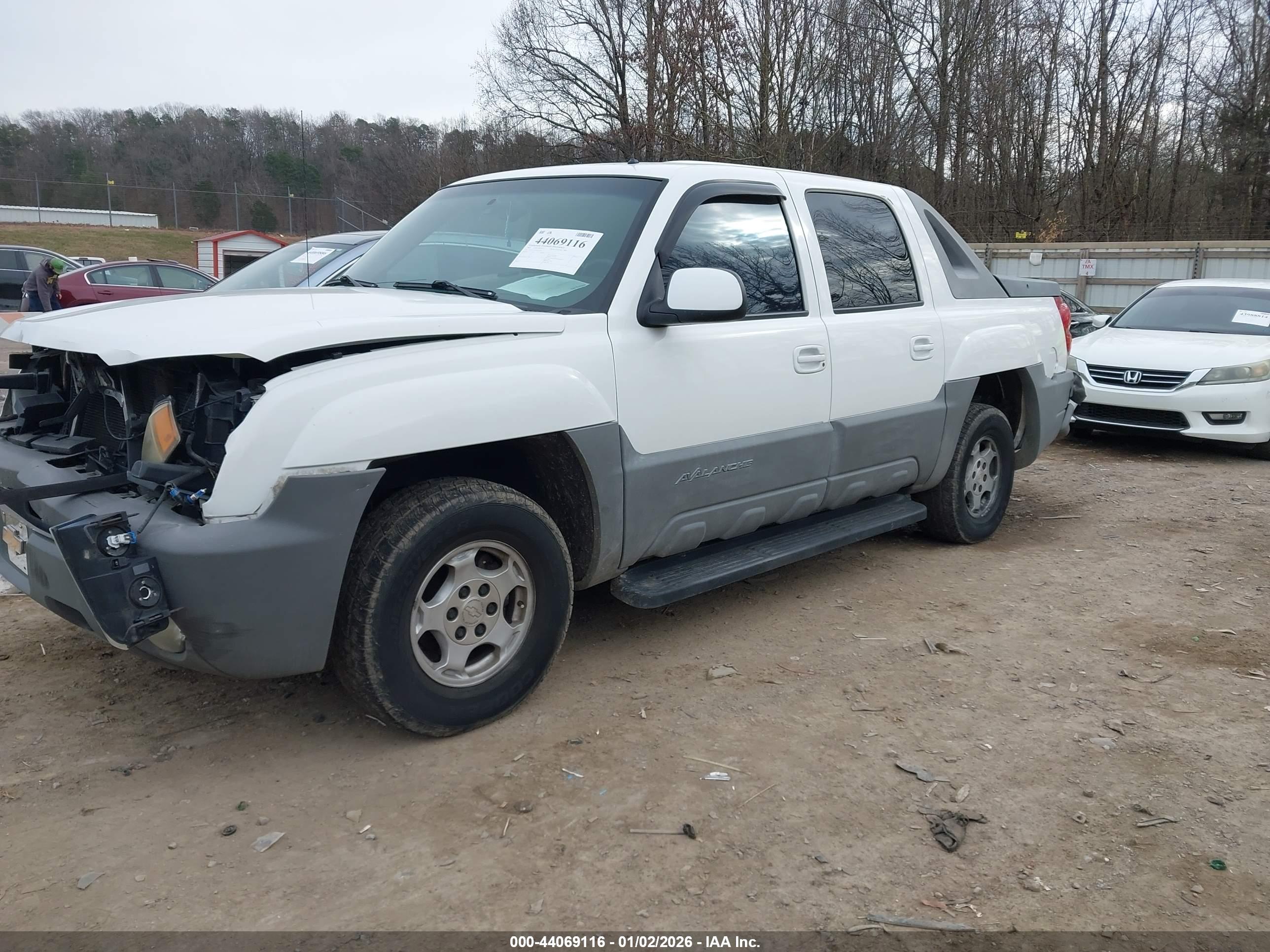 CHEVROLET AVALANCHE image 2