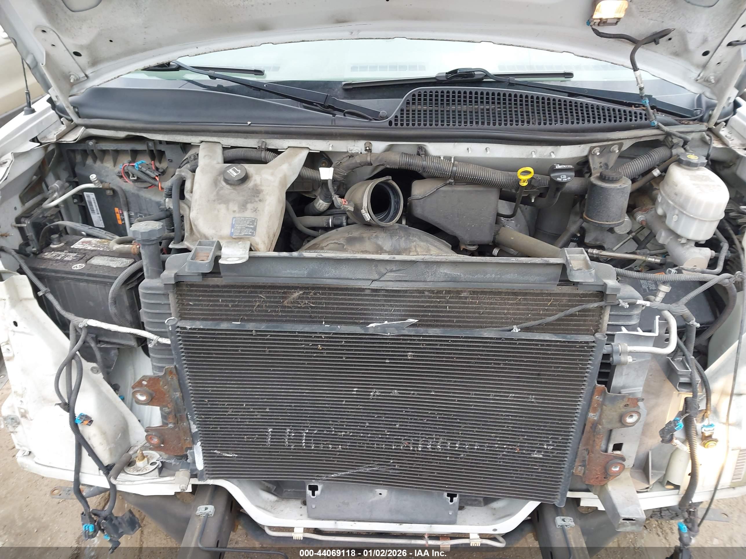 CHEVROLET EXPRESS image 10