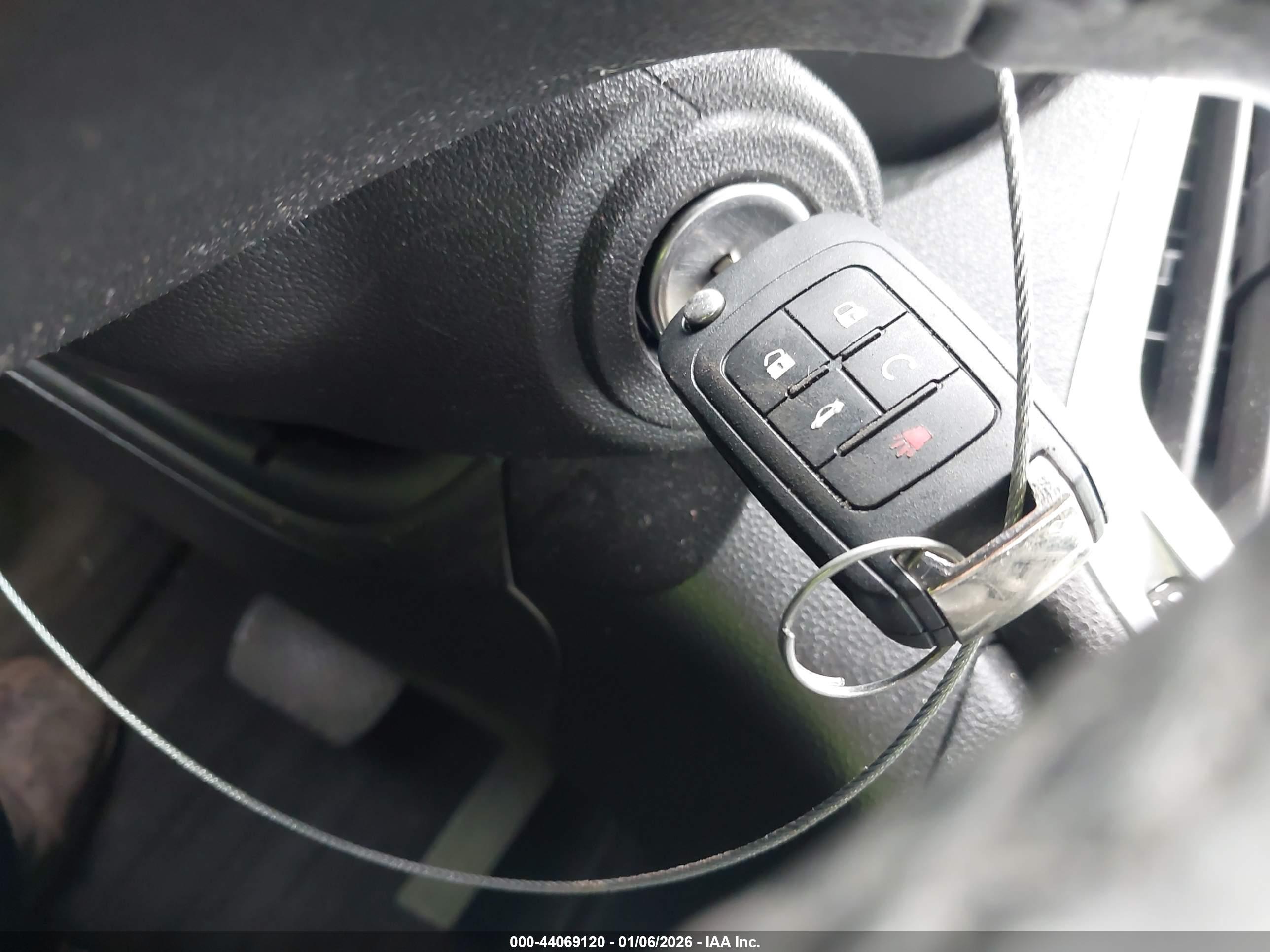 GMC TERRAIN image 11