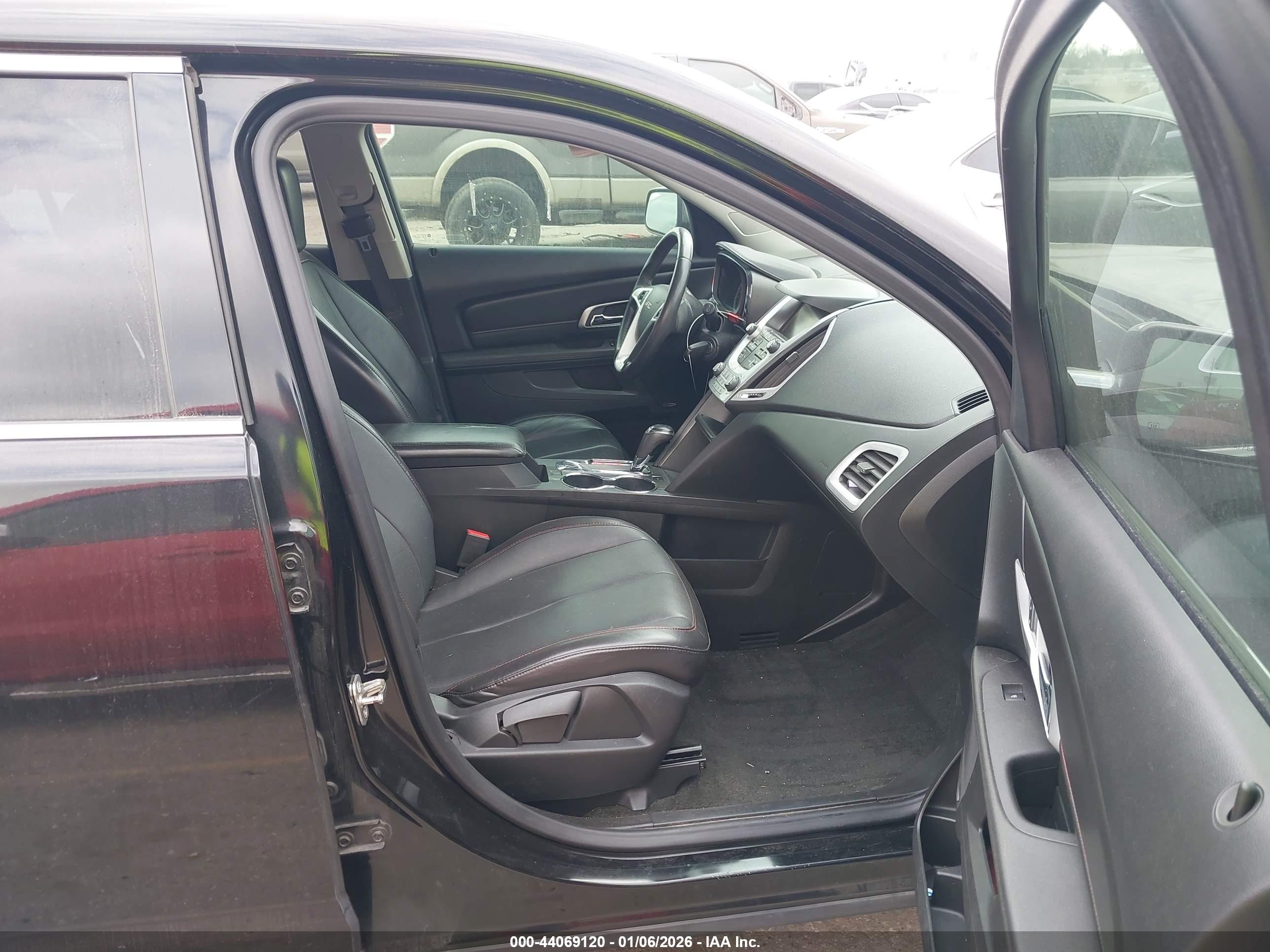 GMC TERRAIN image 5