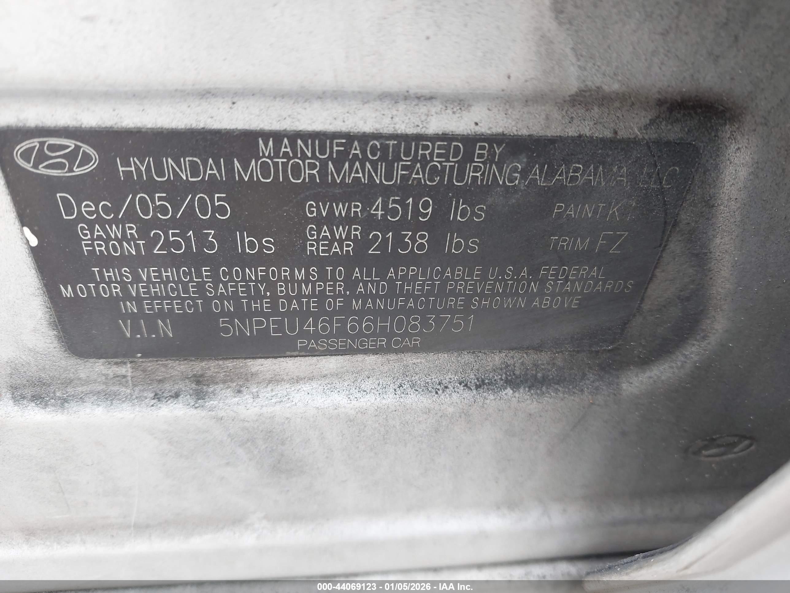 HYUNDAI SONATA image 9