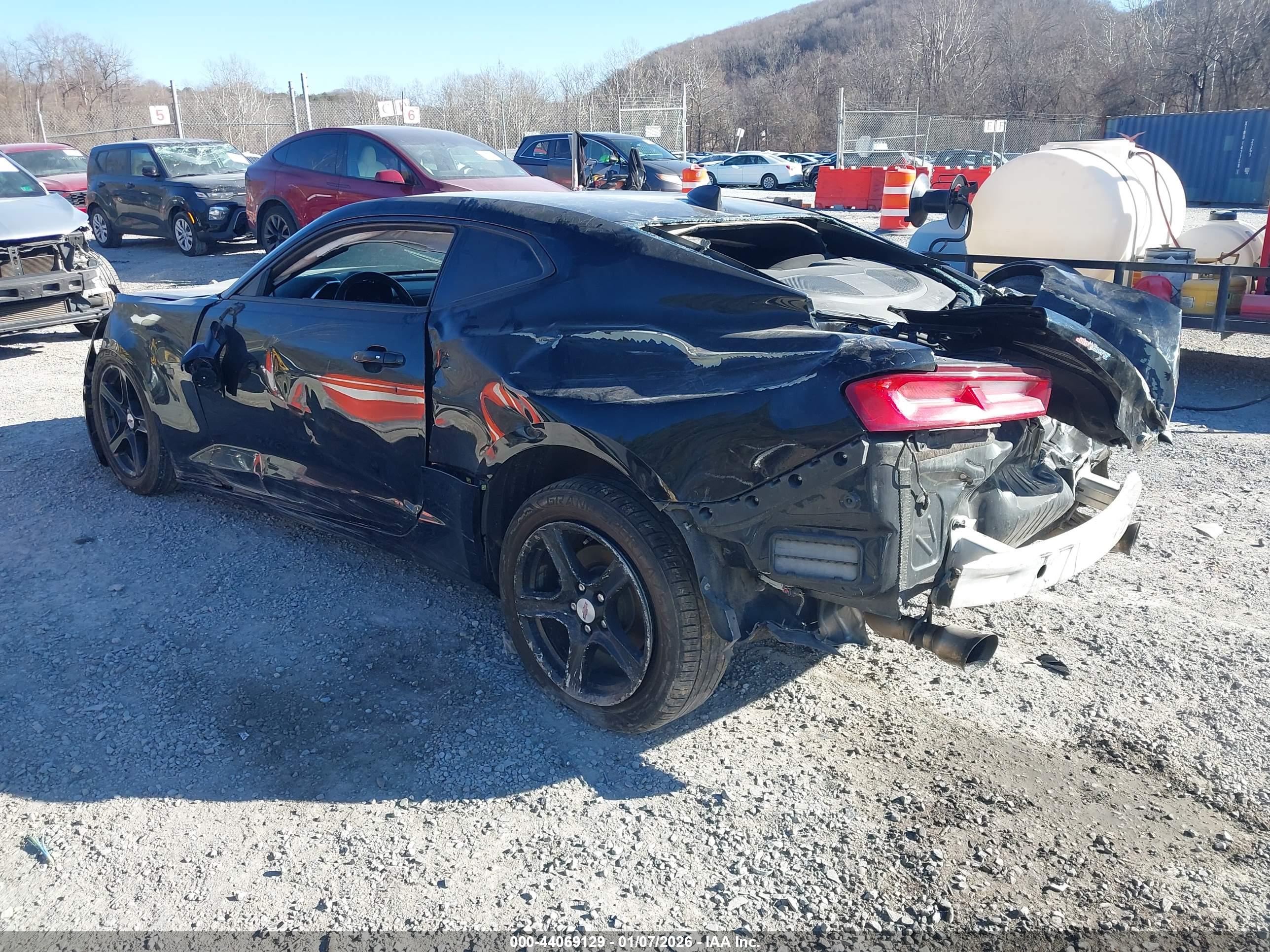 CHEVROLET CAMARO image 3