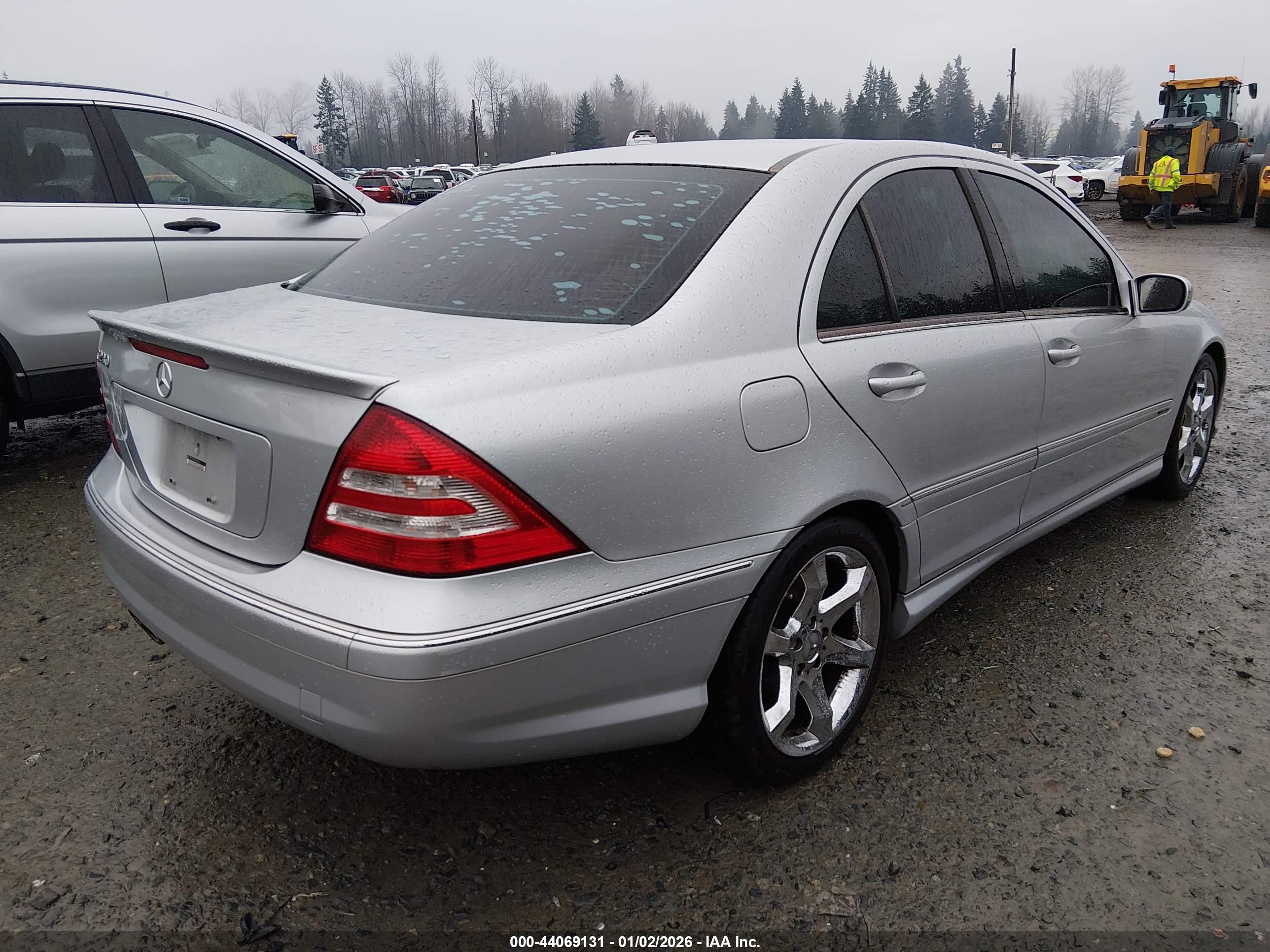 MERCEDES-BENZ C image 4