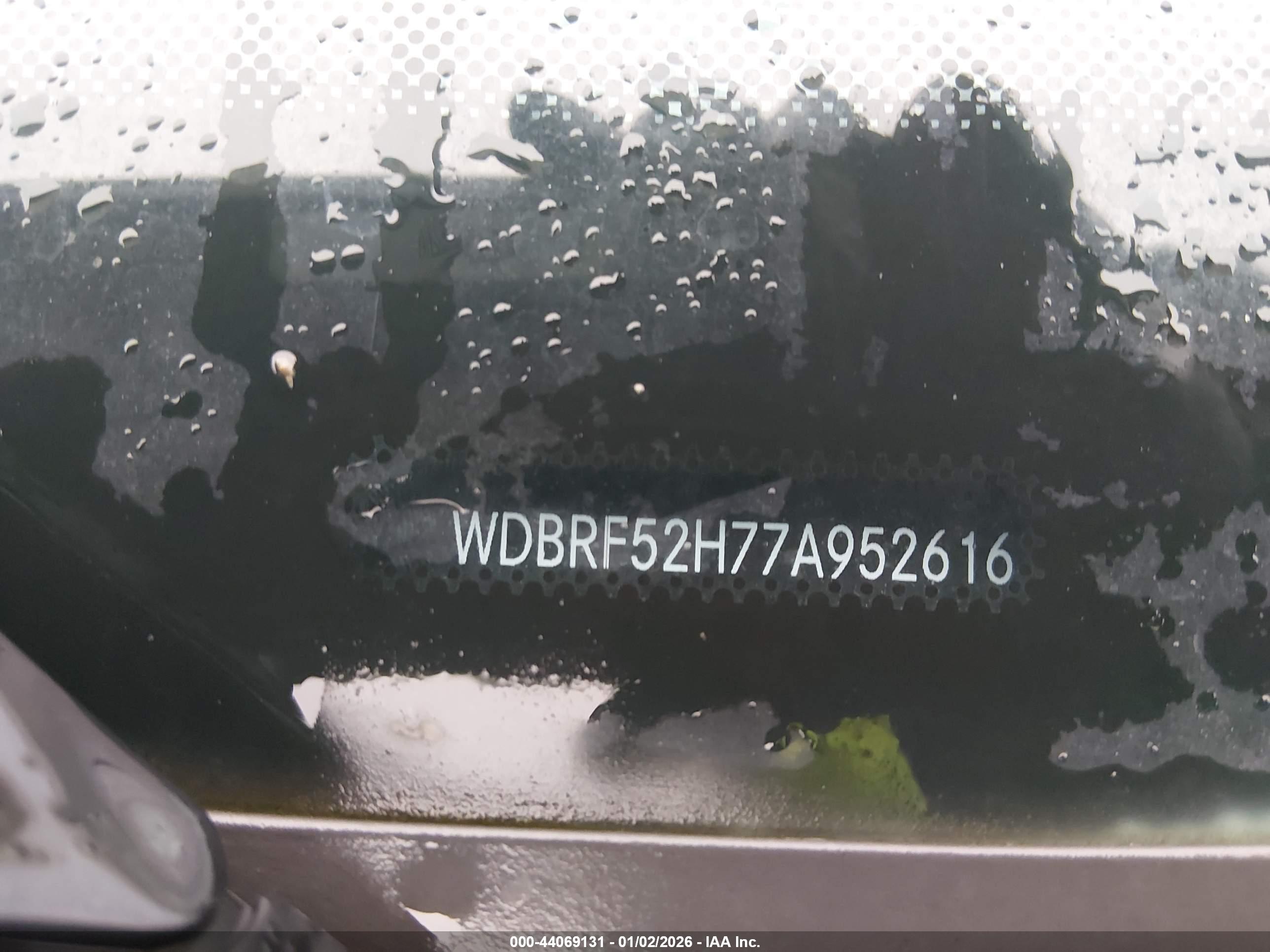 MERCEDES-BENZ C image 9