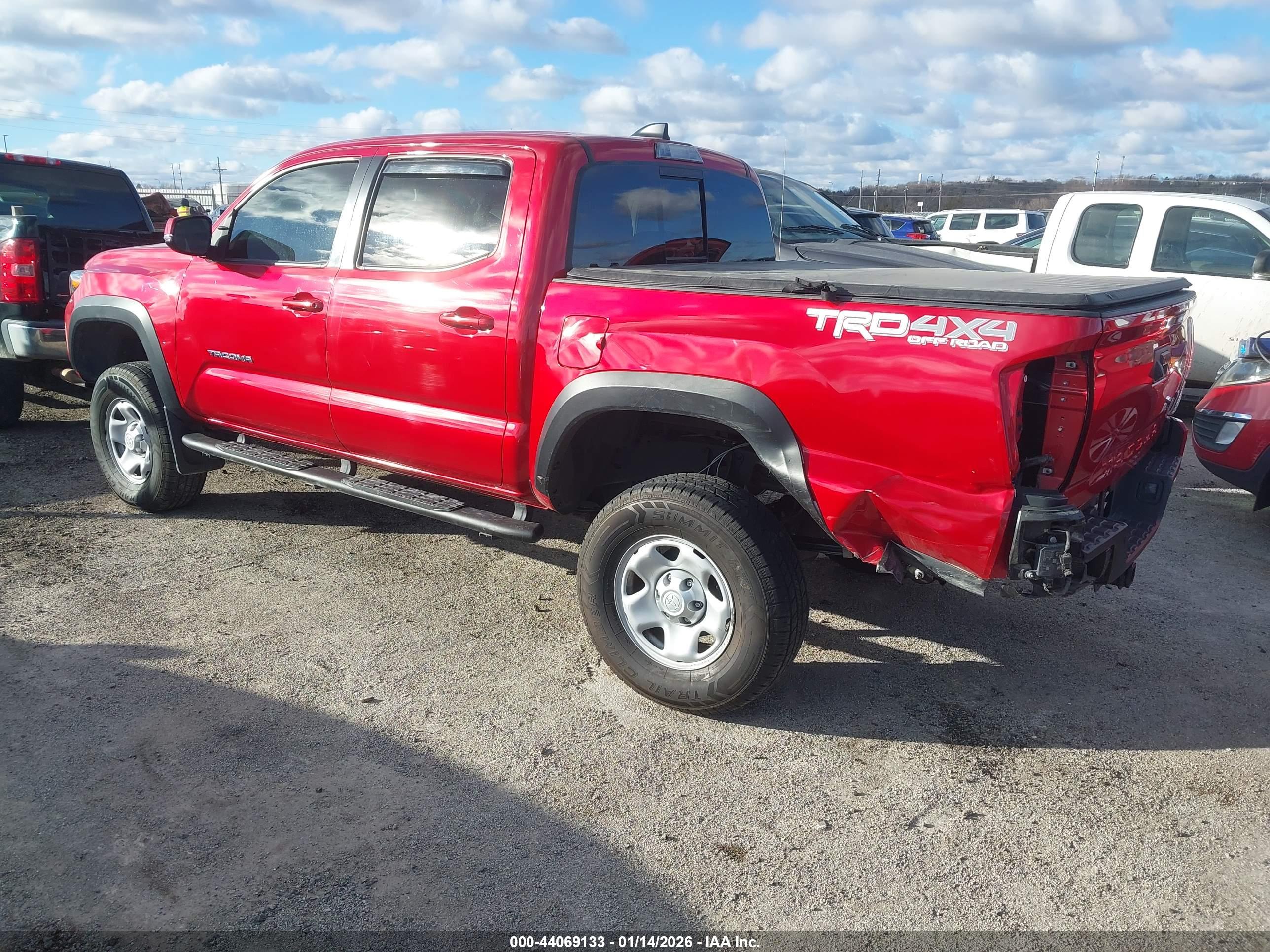 TOYOTA TACOMA image 3