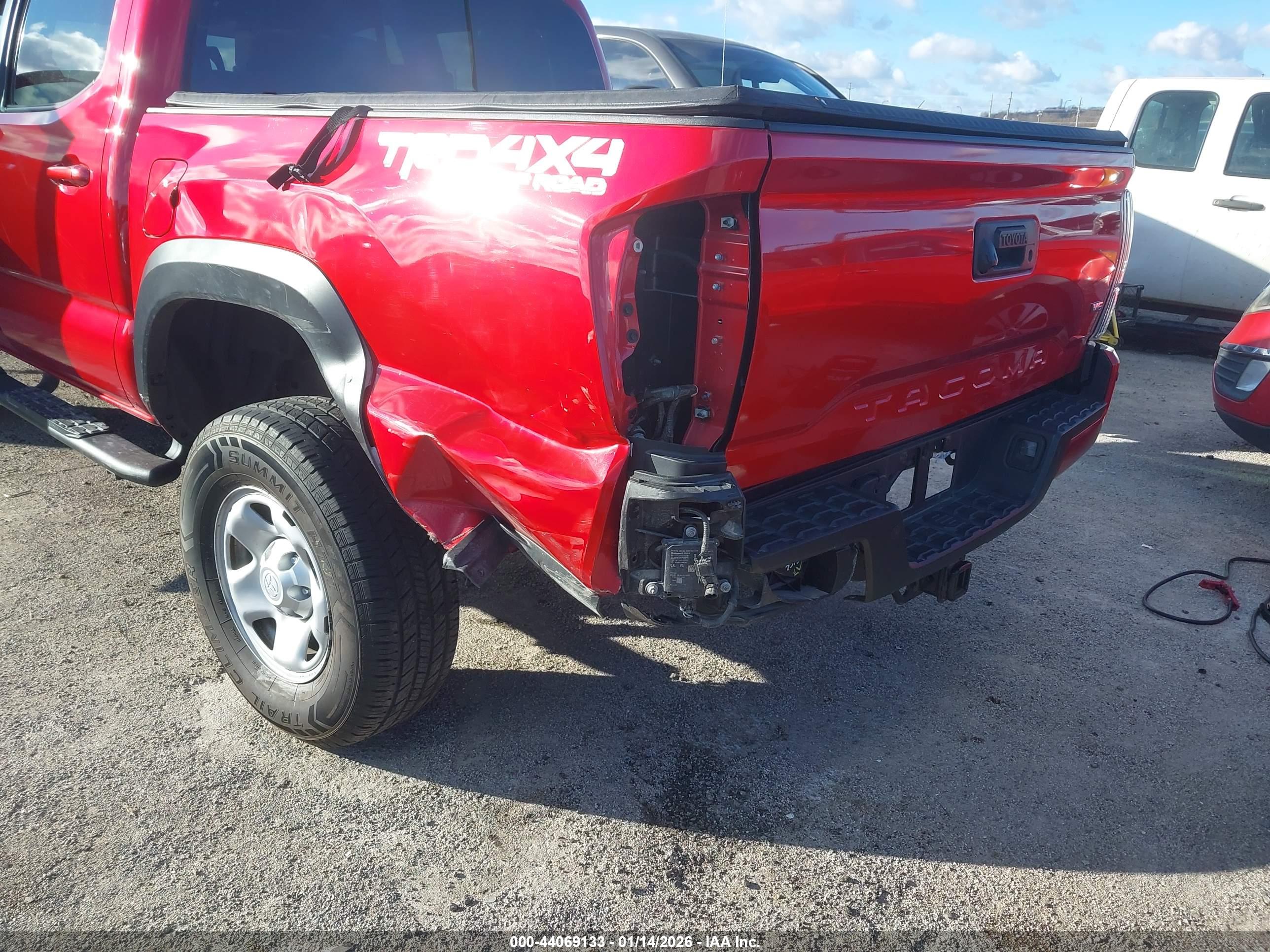 TOYOTA TACOMA image 6