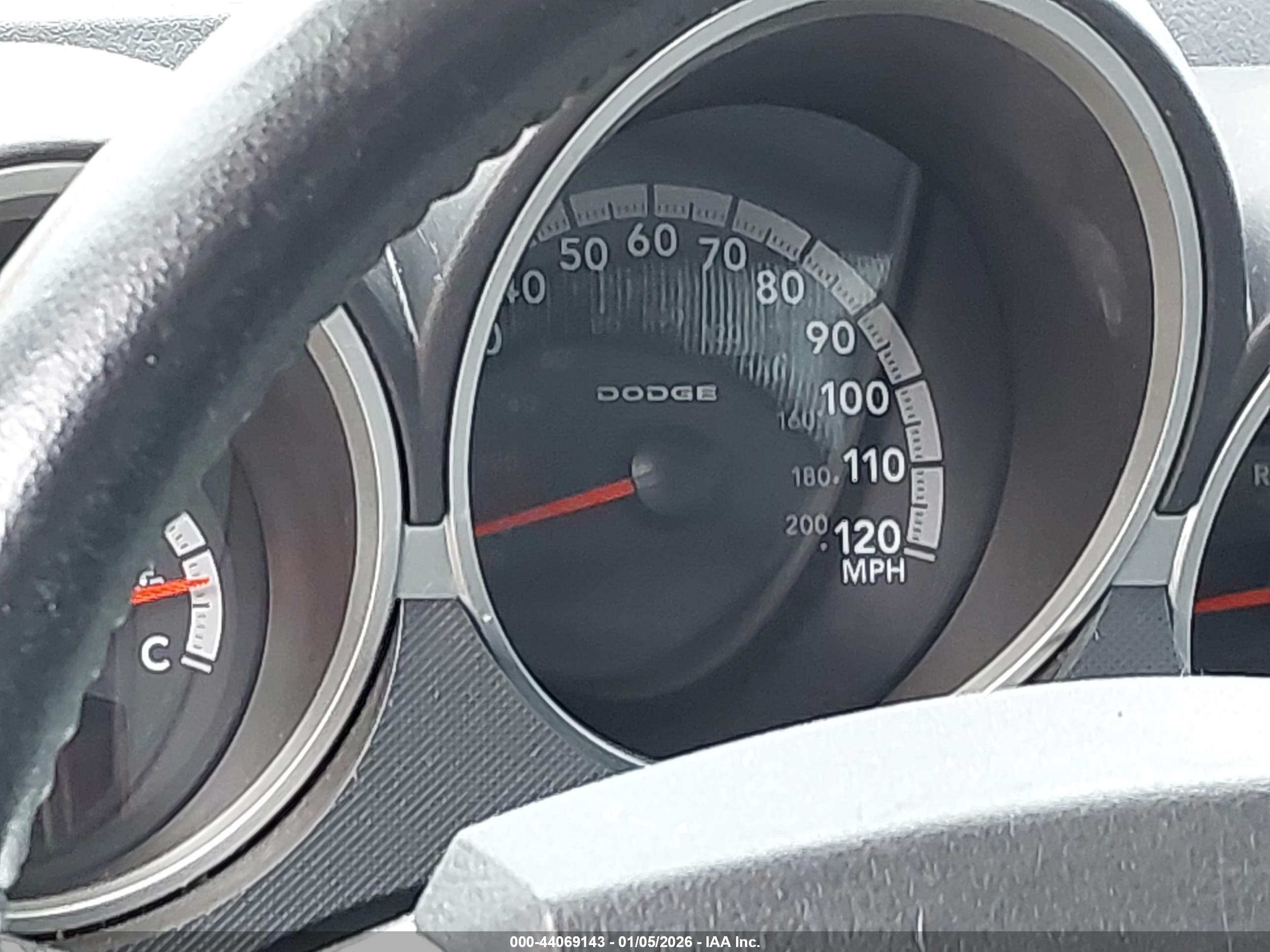 DODGE NITRO image 7