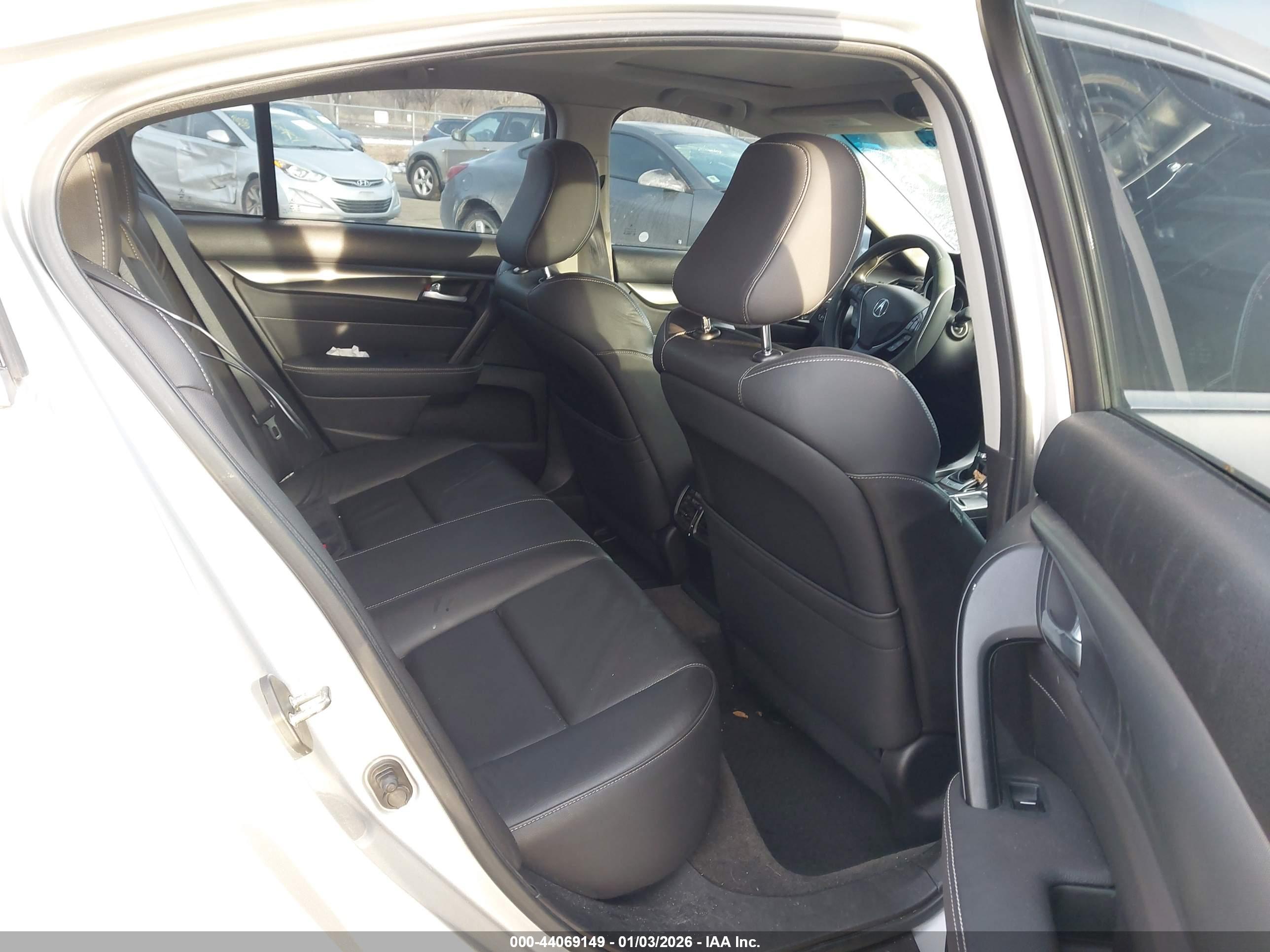 ACURA TL image 8