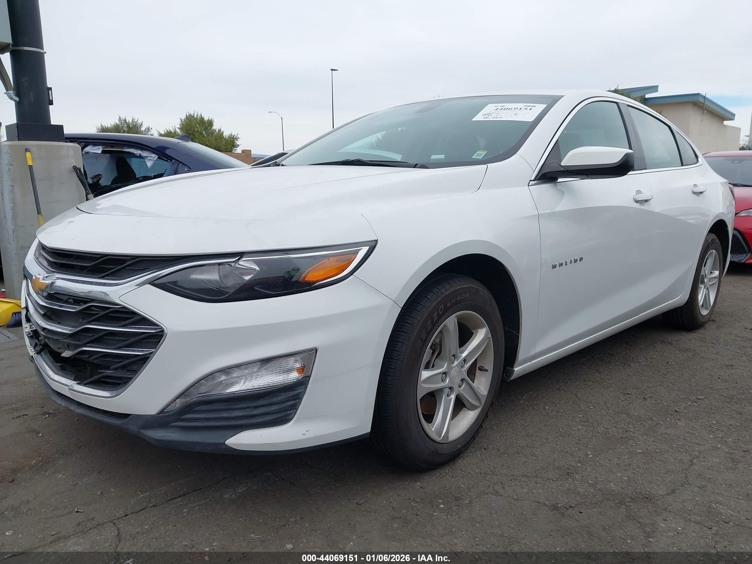CHEVROLET MALIBU image 2