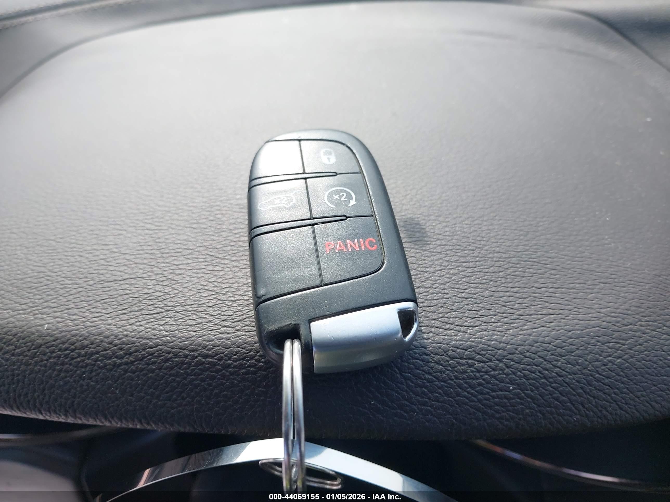 JEEP GRAND image 11