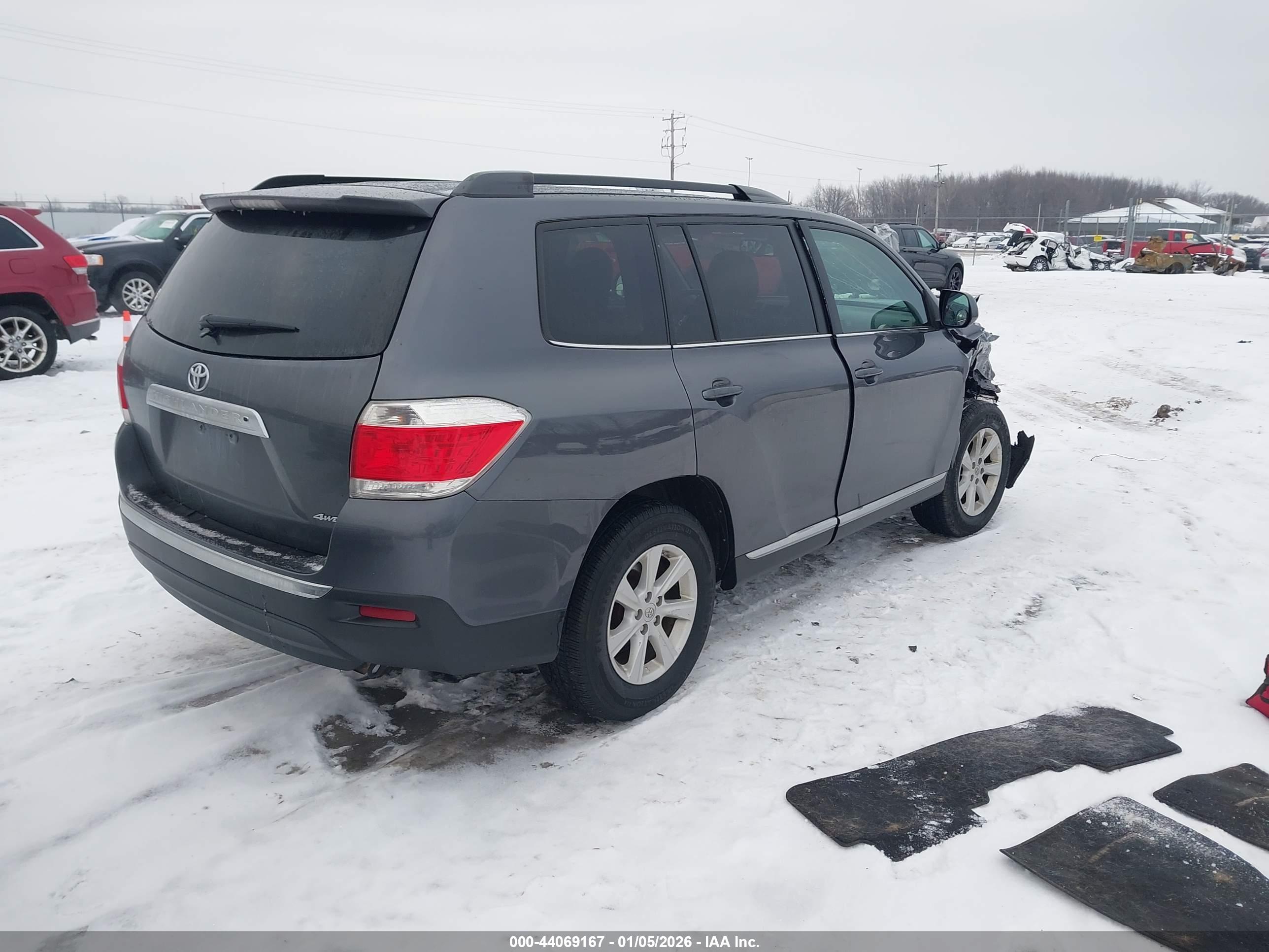 TOYOTA HIGHLANDER image 4