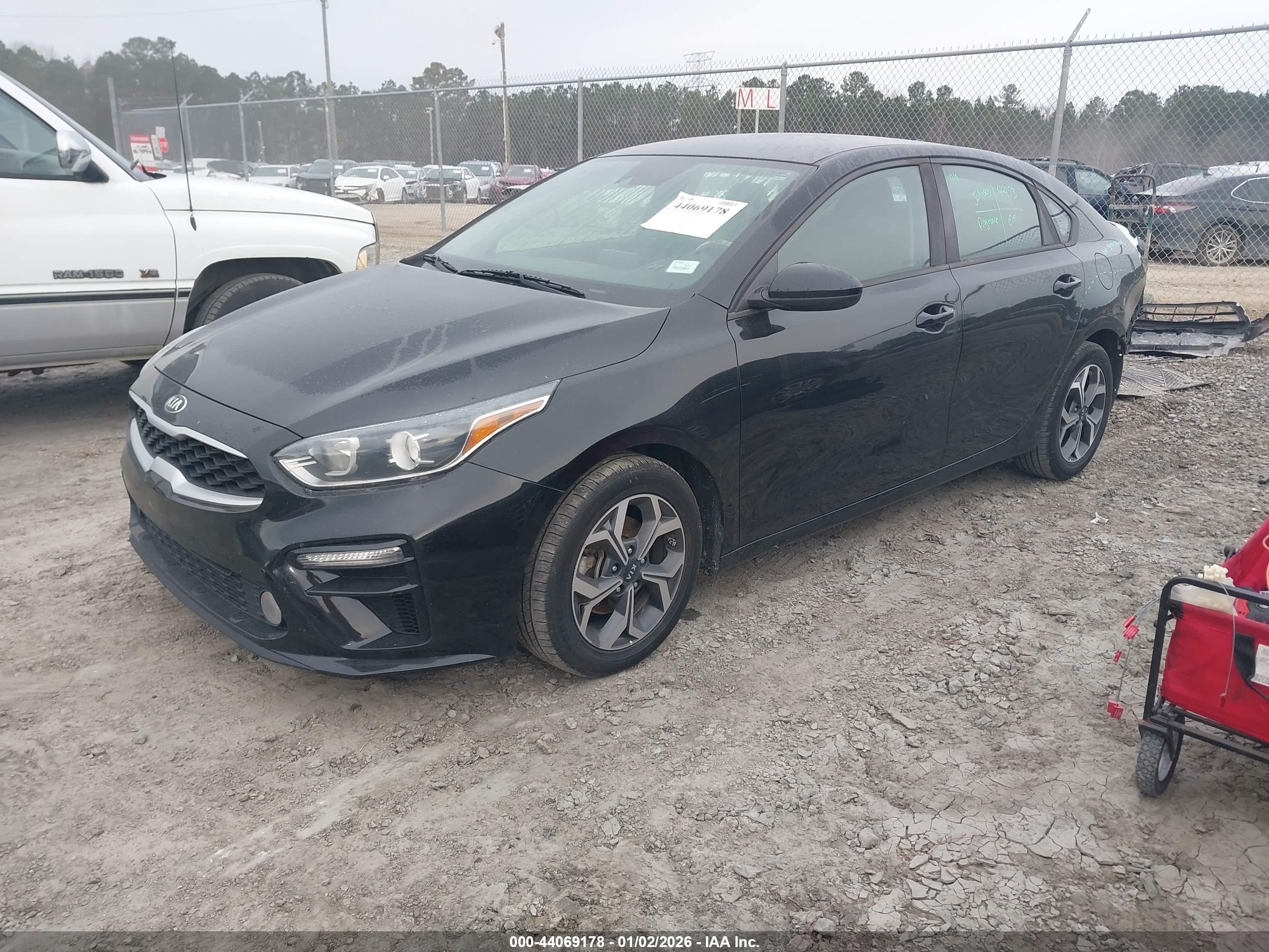 KIA FORTE image 2