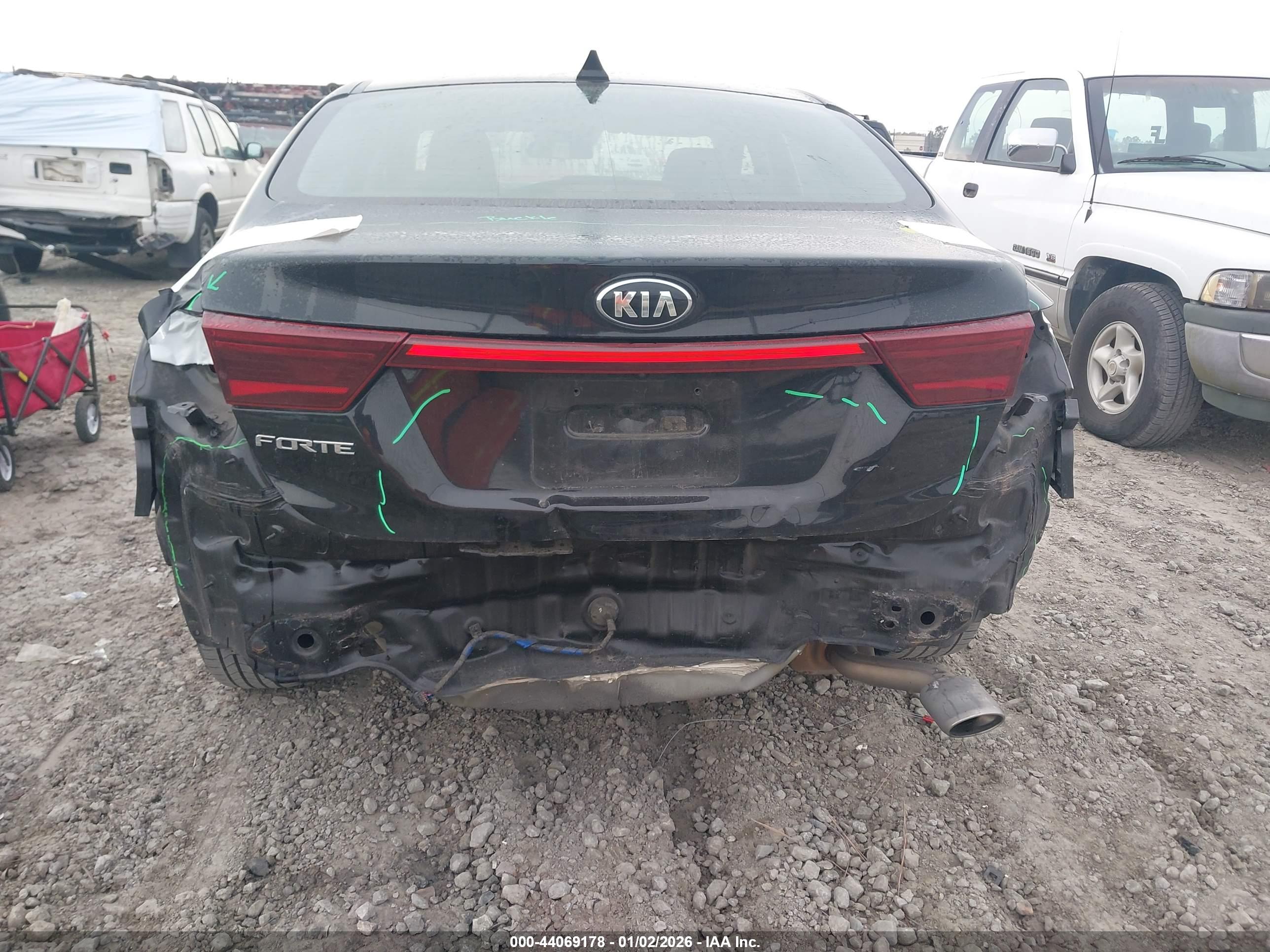 KIA FORTE image 6