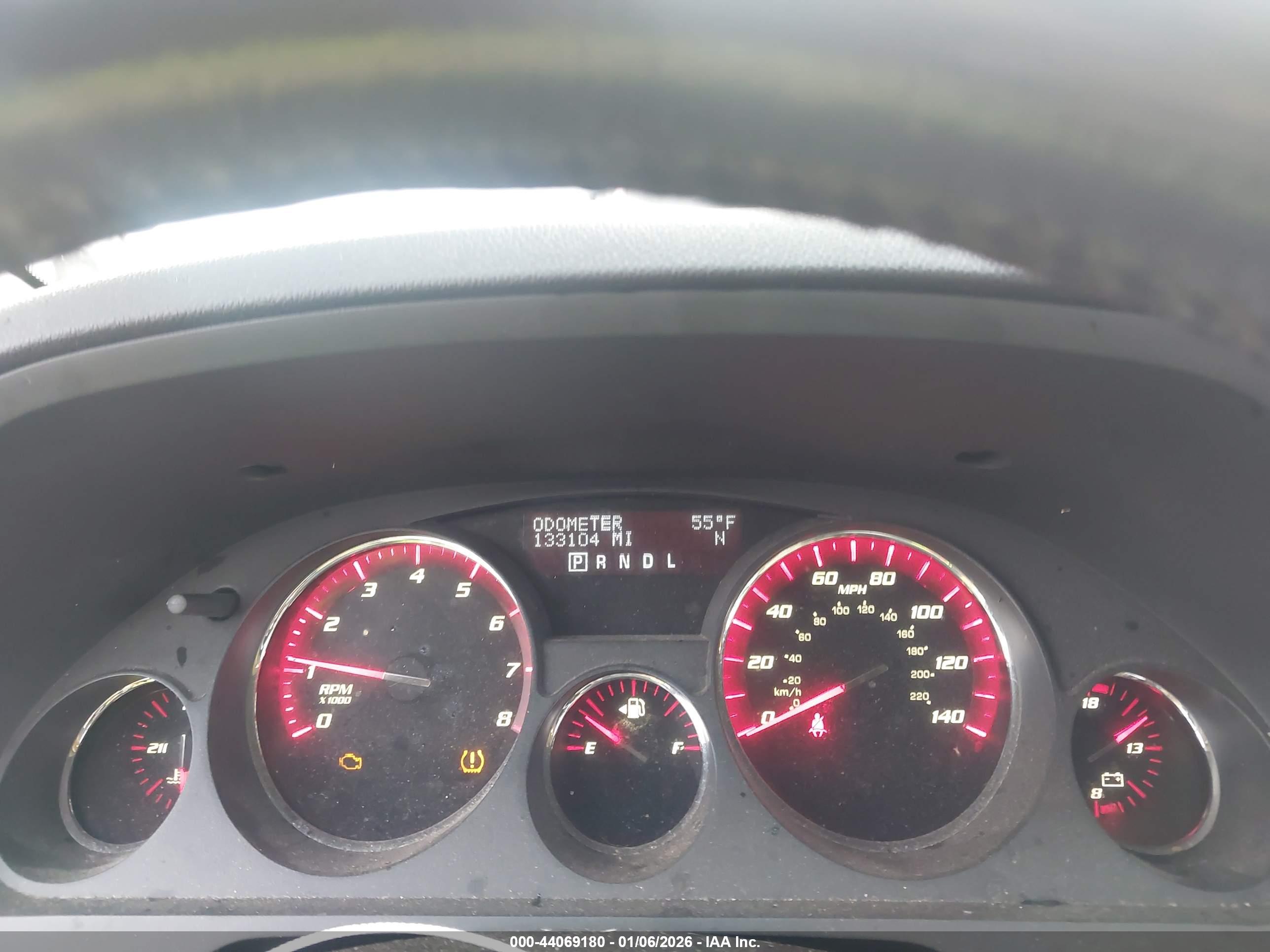 GMC ACADIA image 7