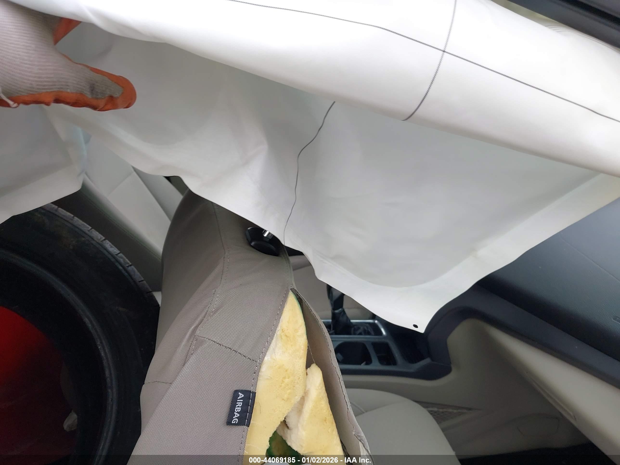 FORD ESCAPE image 5