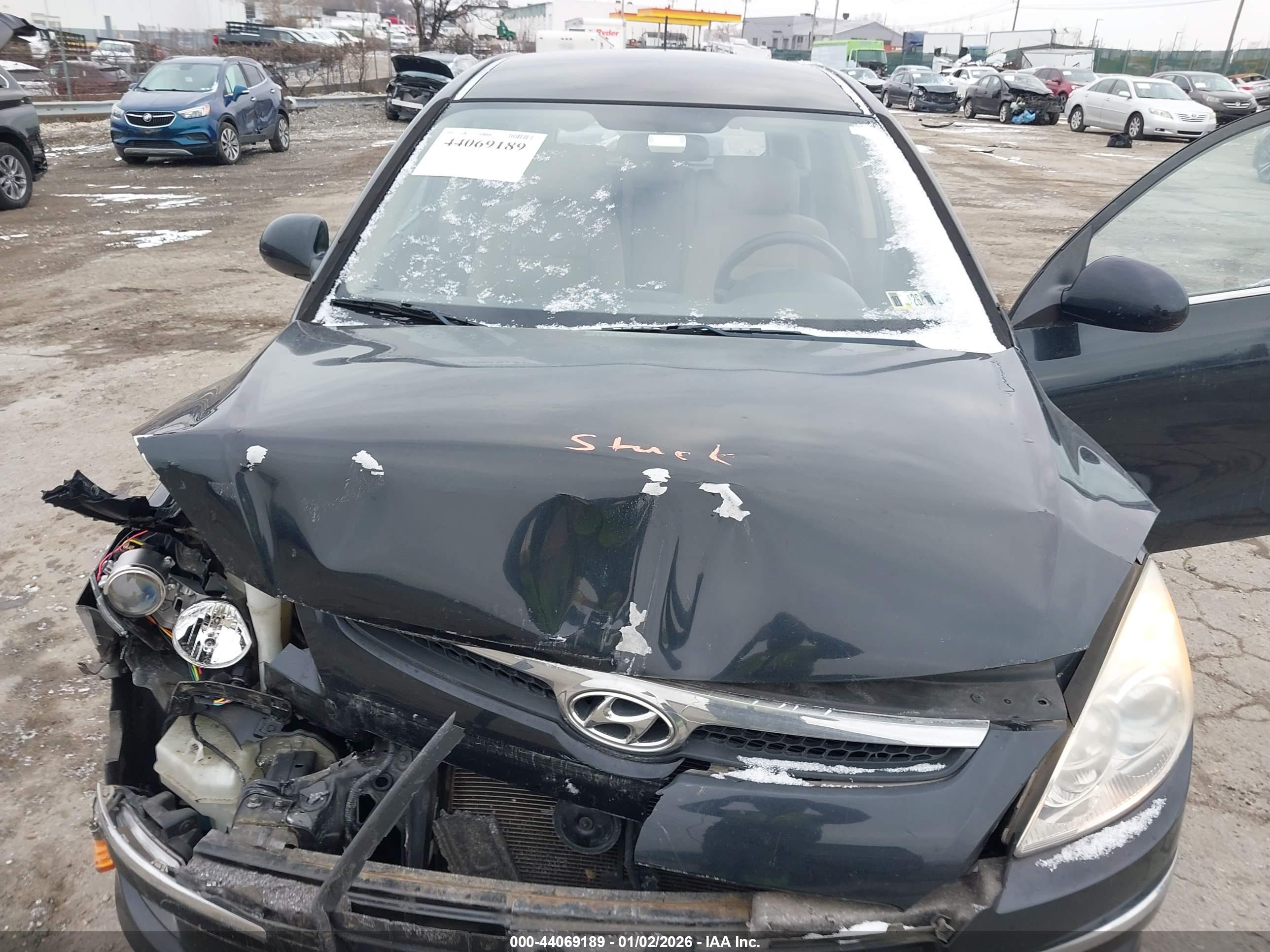HYUNDAI ELANTRA image 10