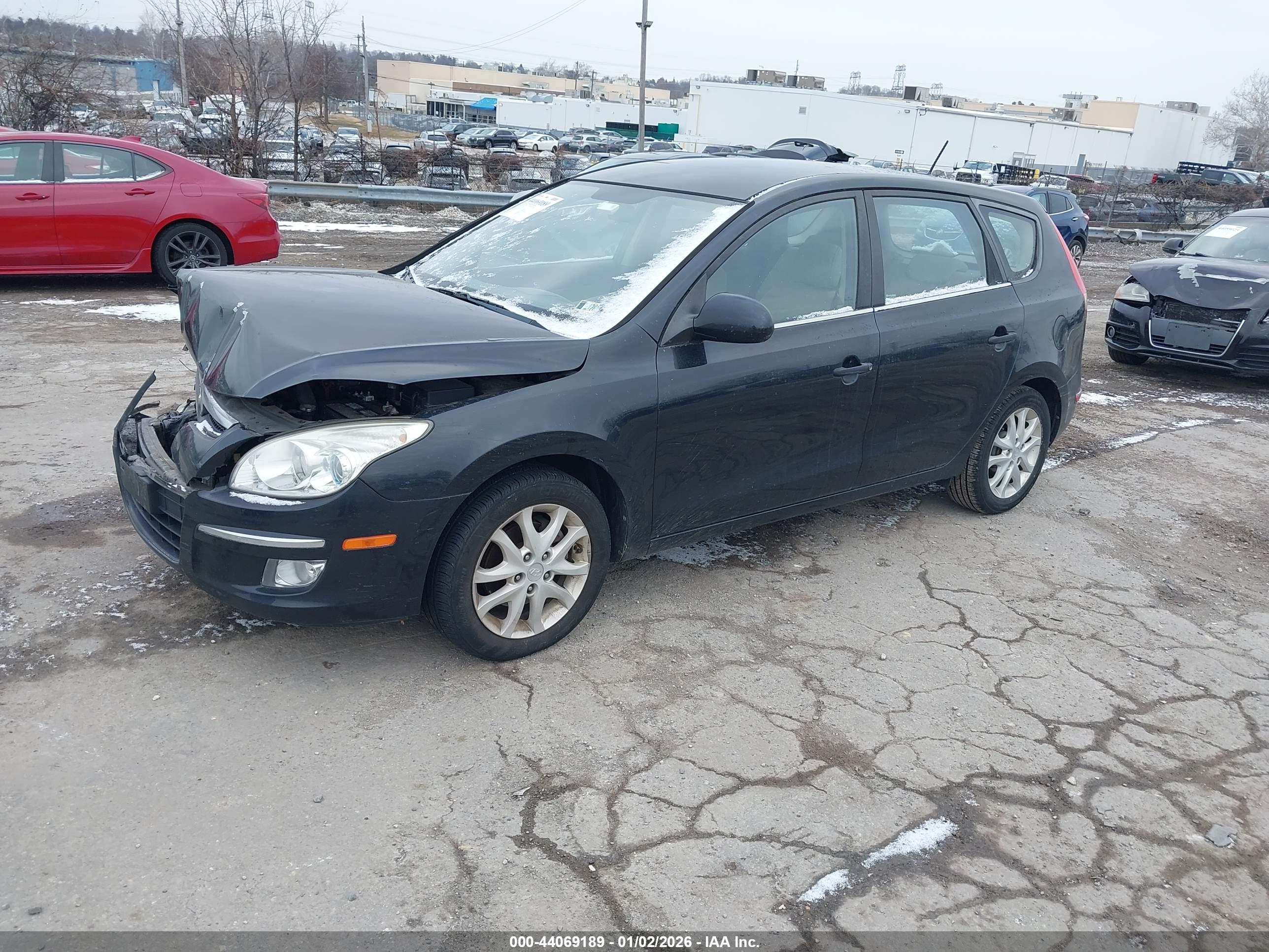 HYUNDAI ELANTRA image 2