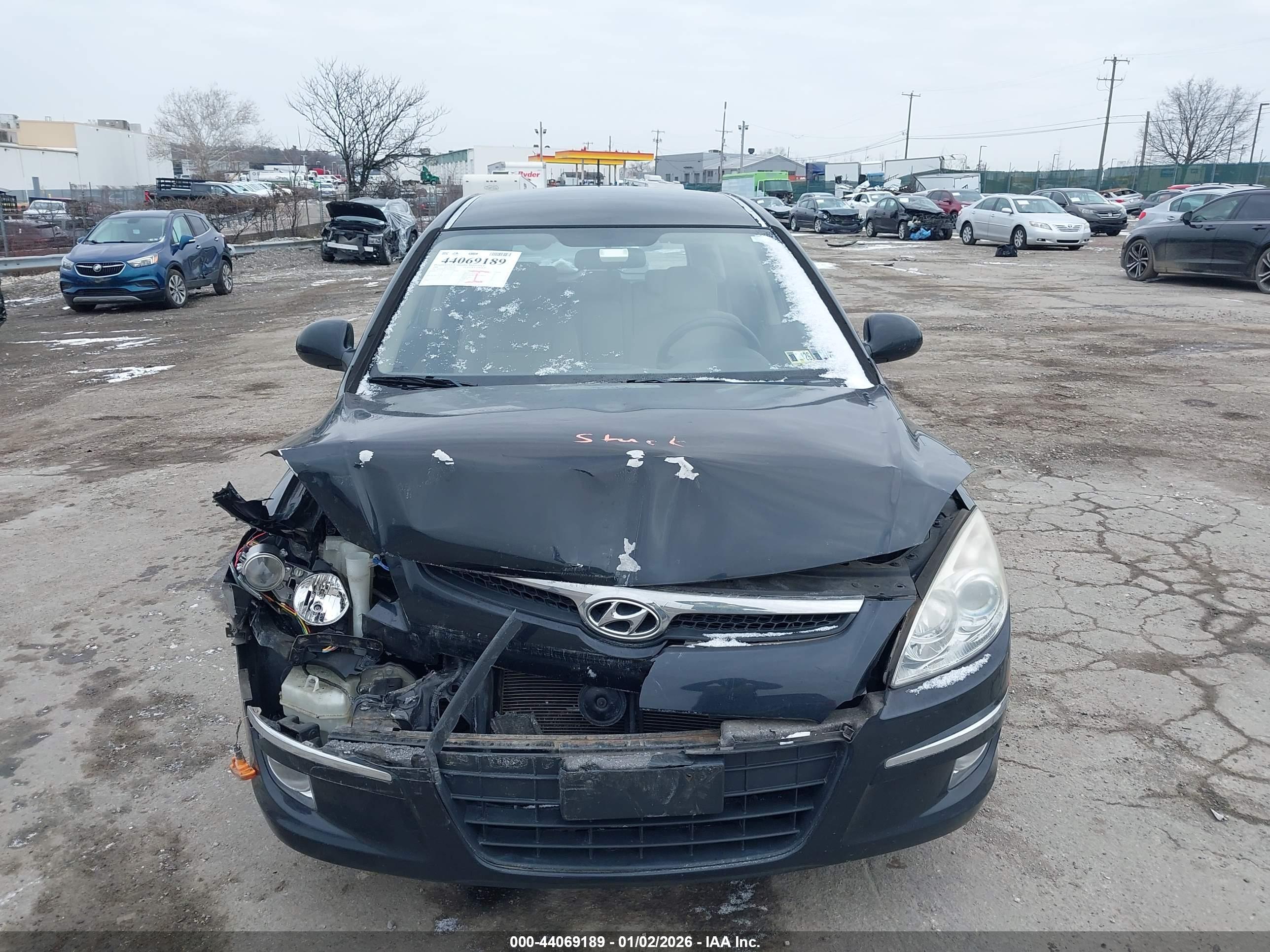 HYUNDAI ELANTRA image 6
