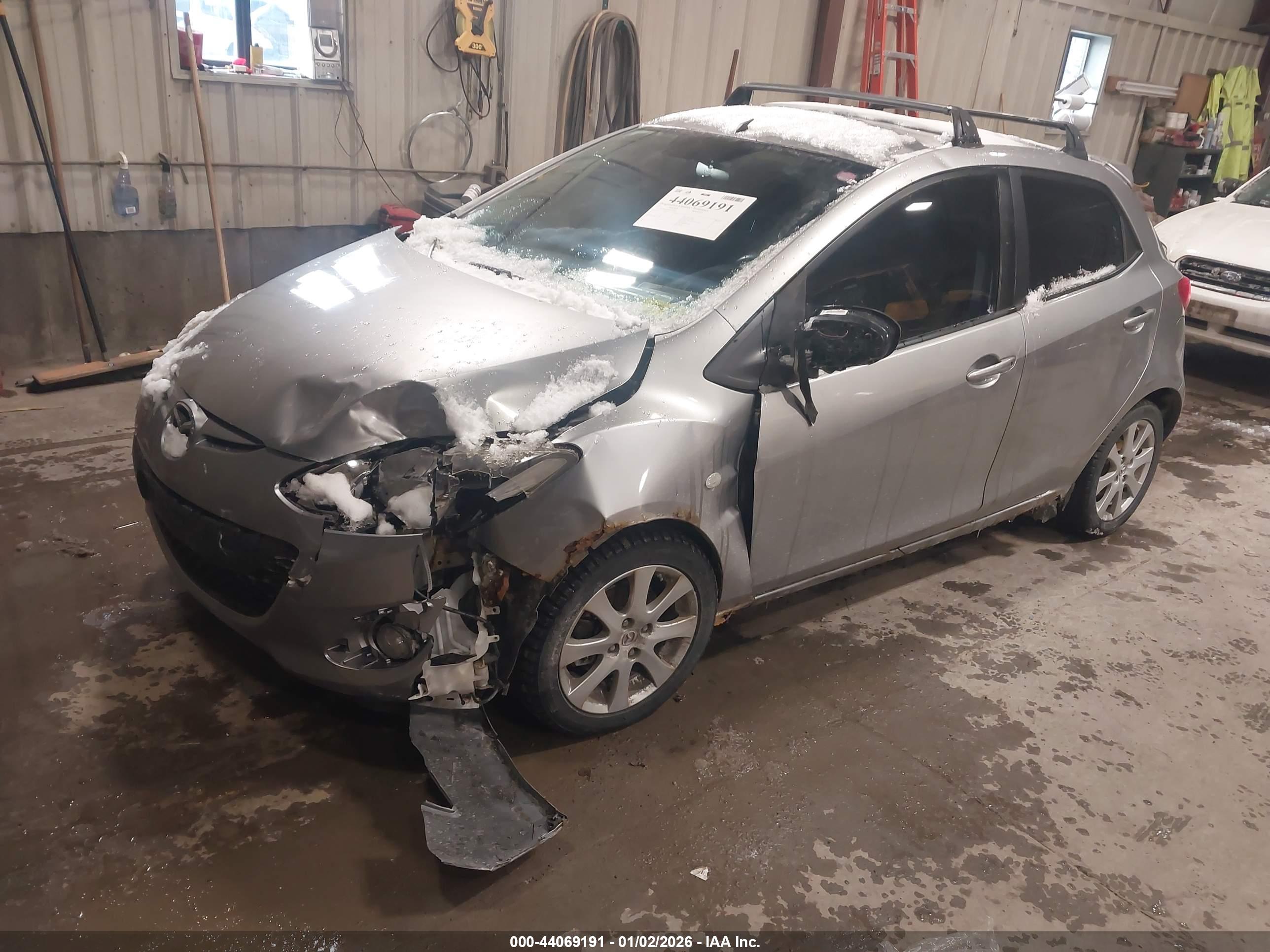 MAZDA MAZDA2 image 2