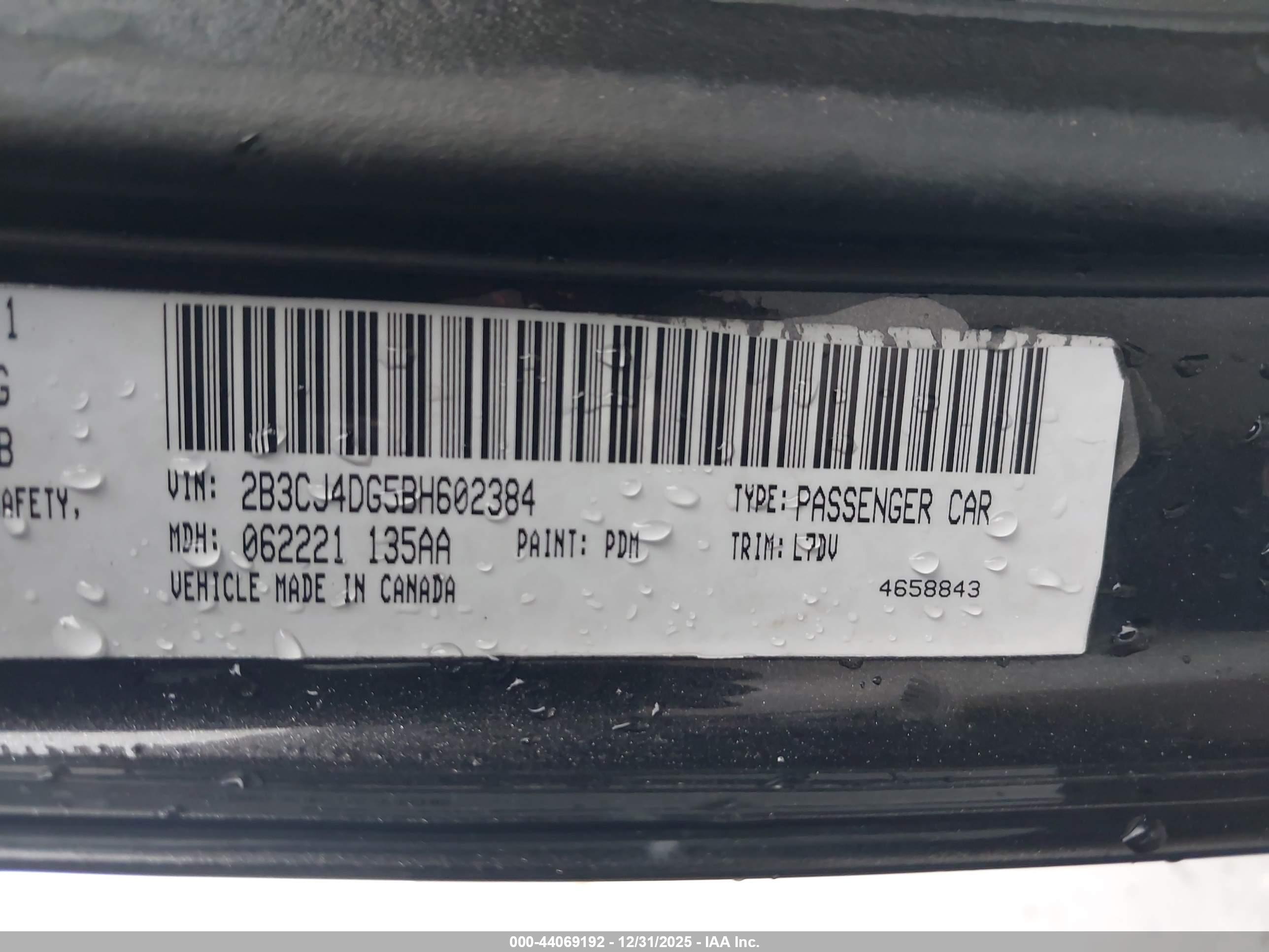 DODGE CHALLENGER image 9