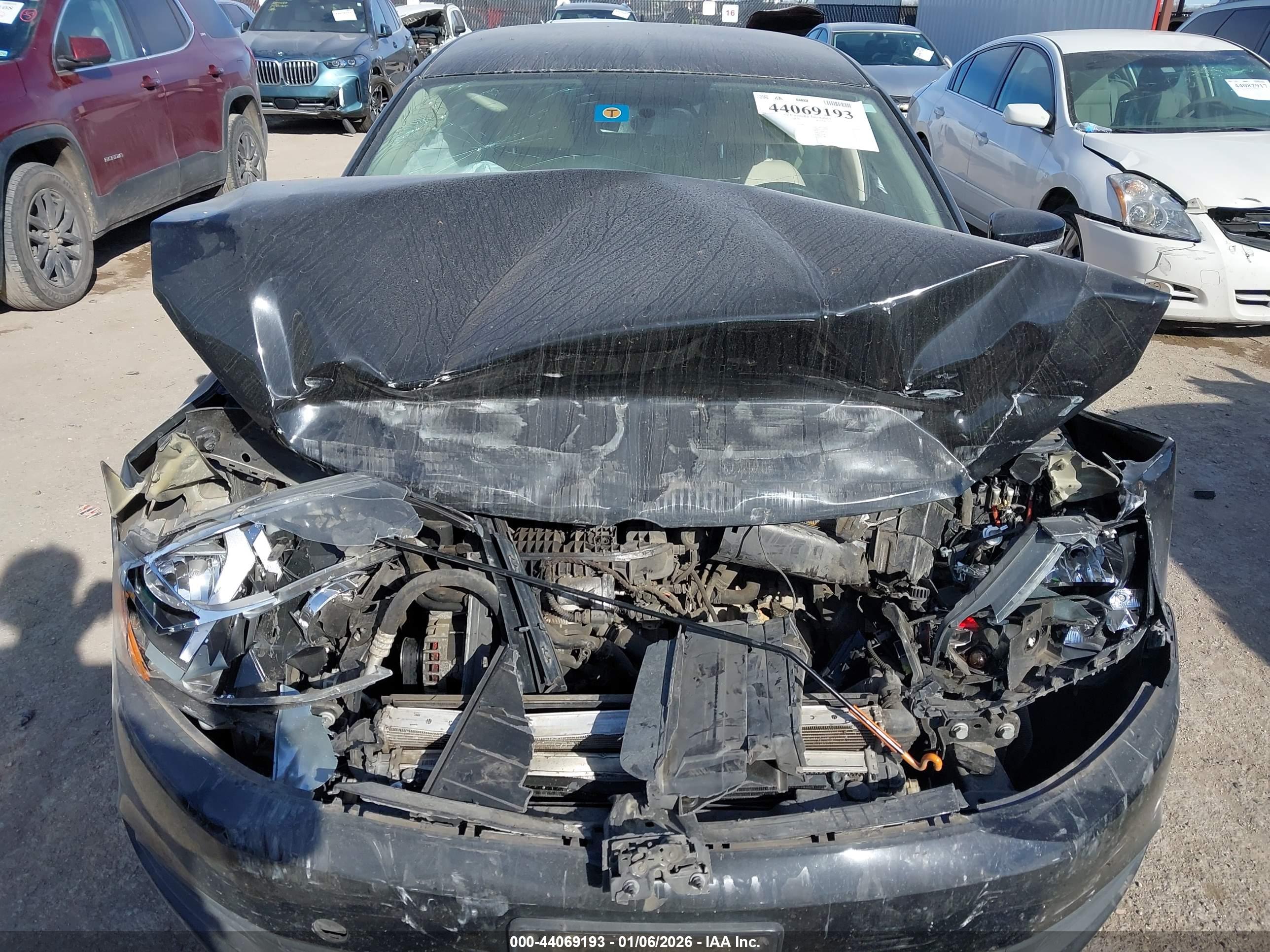 VOLKSWAGEN JETTA image 6