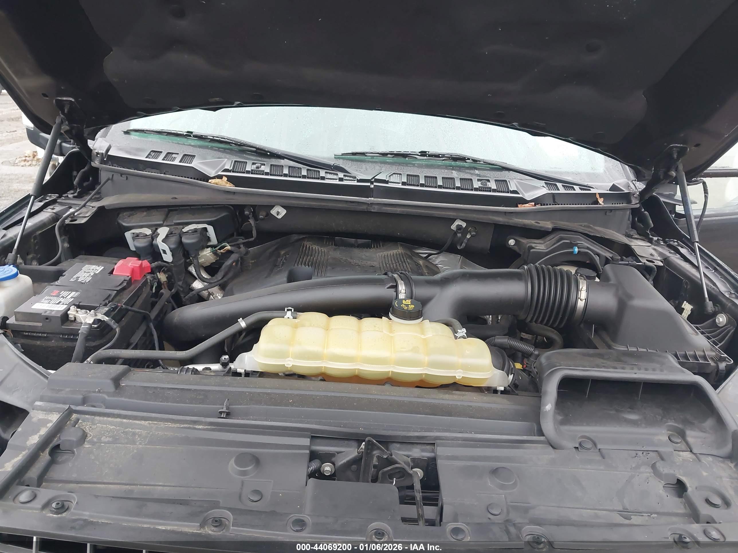 FORD F-150 image 10