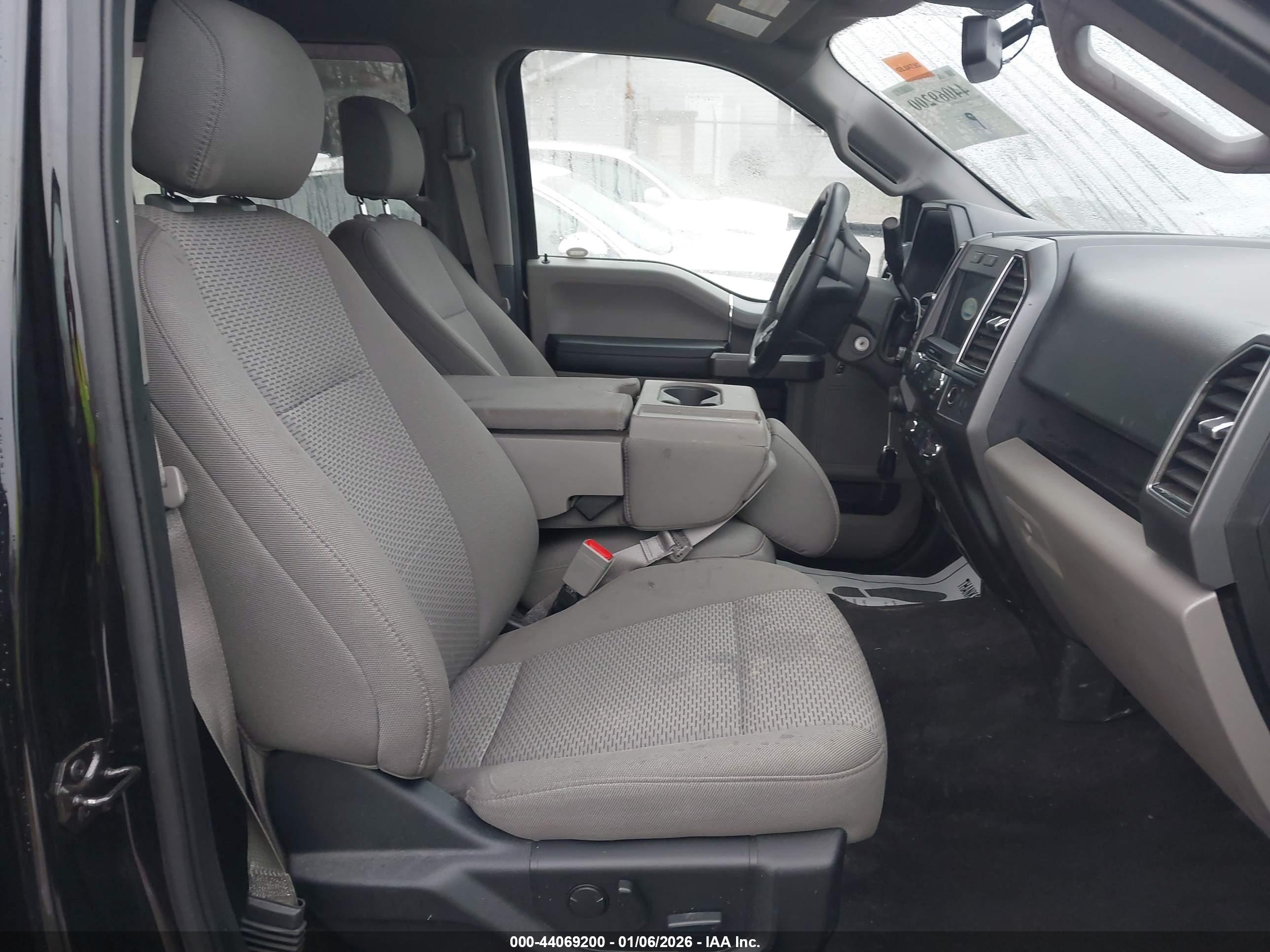 FORD F-150 image 5